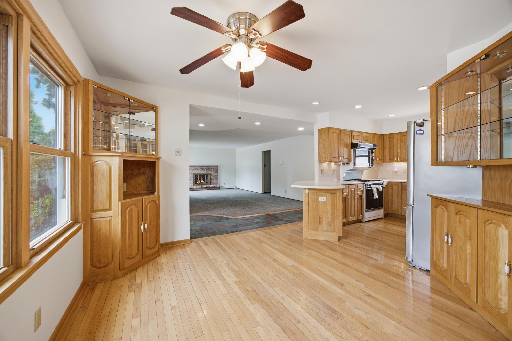 View of Residential at 6900 Queen Avenue, Richfield MN 55423, Richfield (8 of 28) - Mike Wilen | Minnesota Team Real Estate