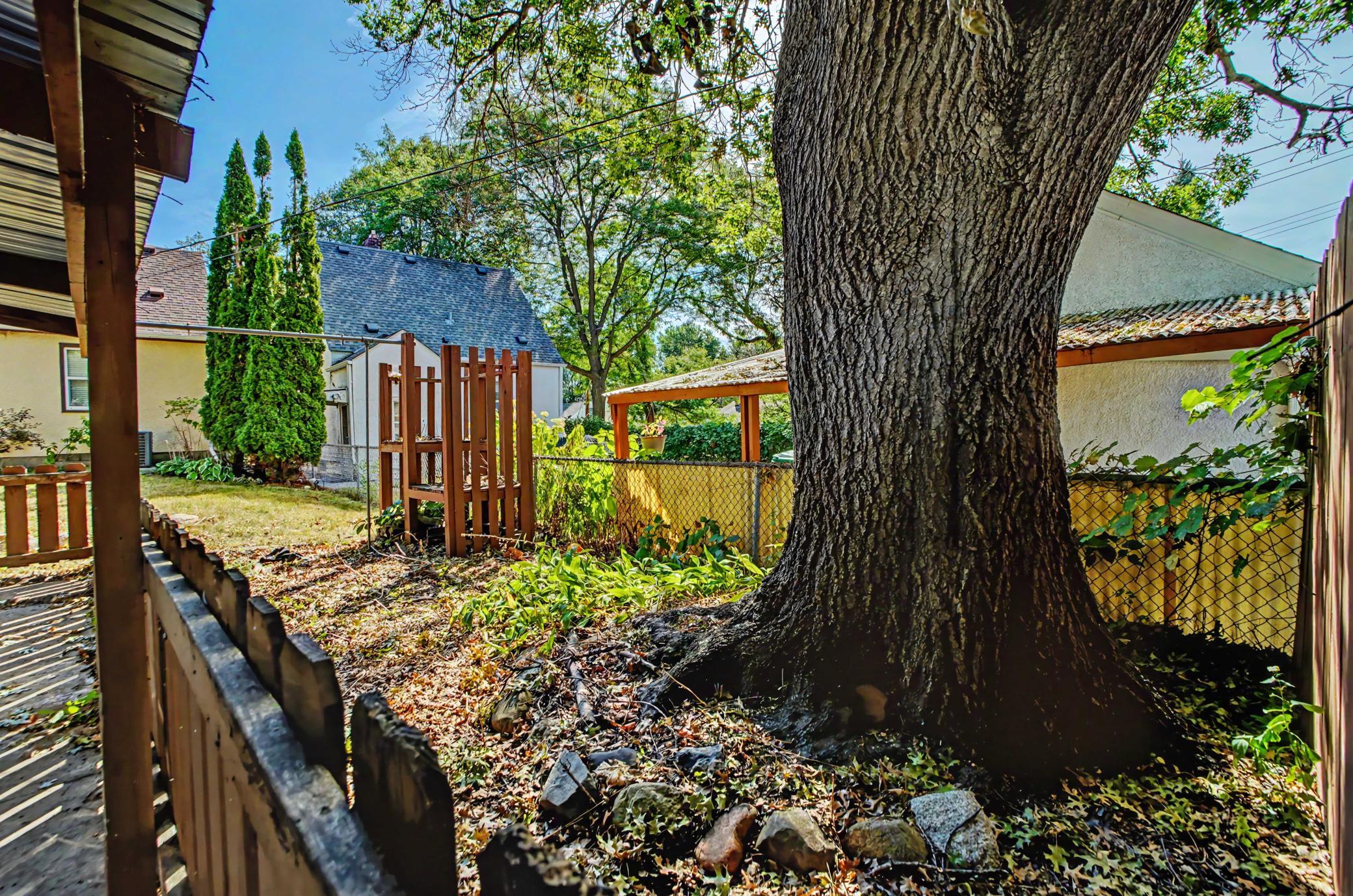 View of Residential at 1595 Maywood Street, Saint Paul MN 55117, Saint Paul (30 of 33) - Mike Wilen | Minnesota Team Real Estate