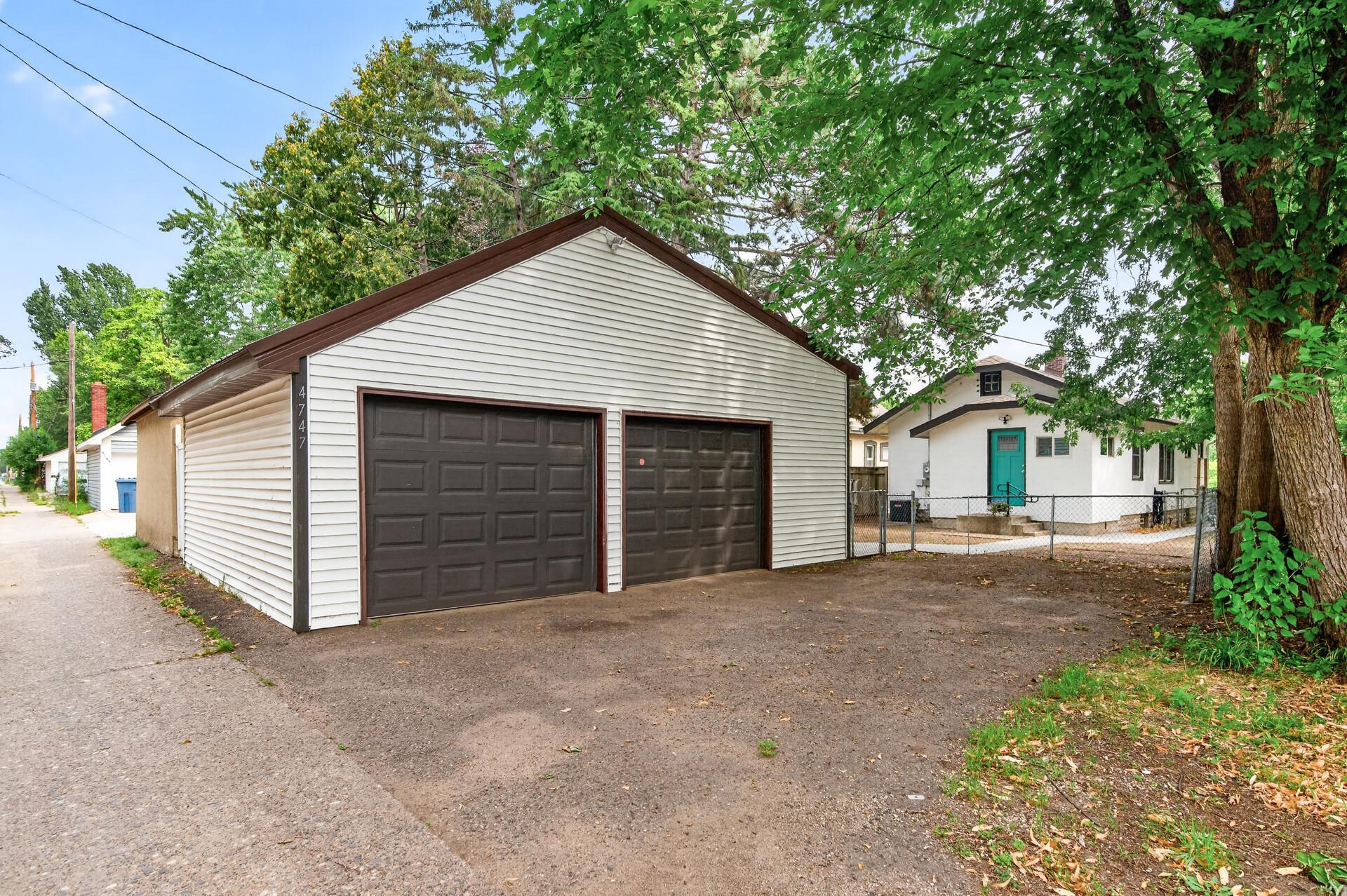 View of Residential at 4747 Camden Avenue, Minneapolis MN 55430, Minneapolis (24 of 27) - Mike Wilen | Minnesota Team Real Estate