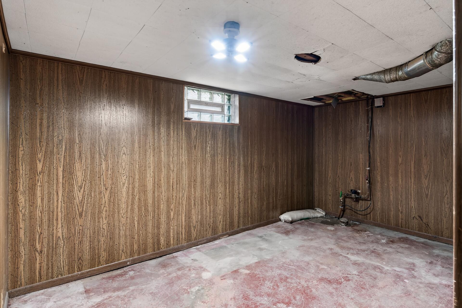 View of Residential at 4747 Camden Avenue, Minneapolis MN 55430, Minneapolis (21 of 27) - Mike Wilen | Minnesota Team Real Estate