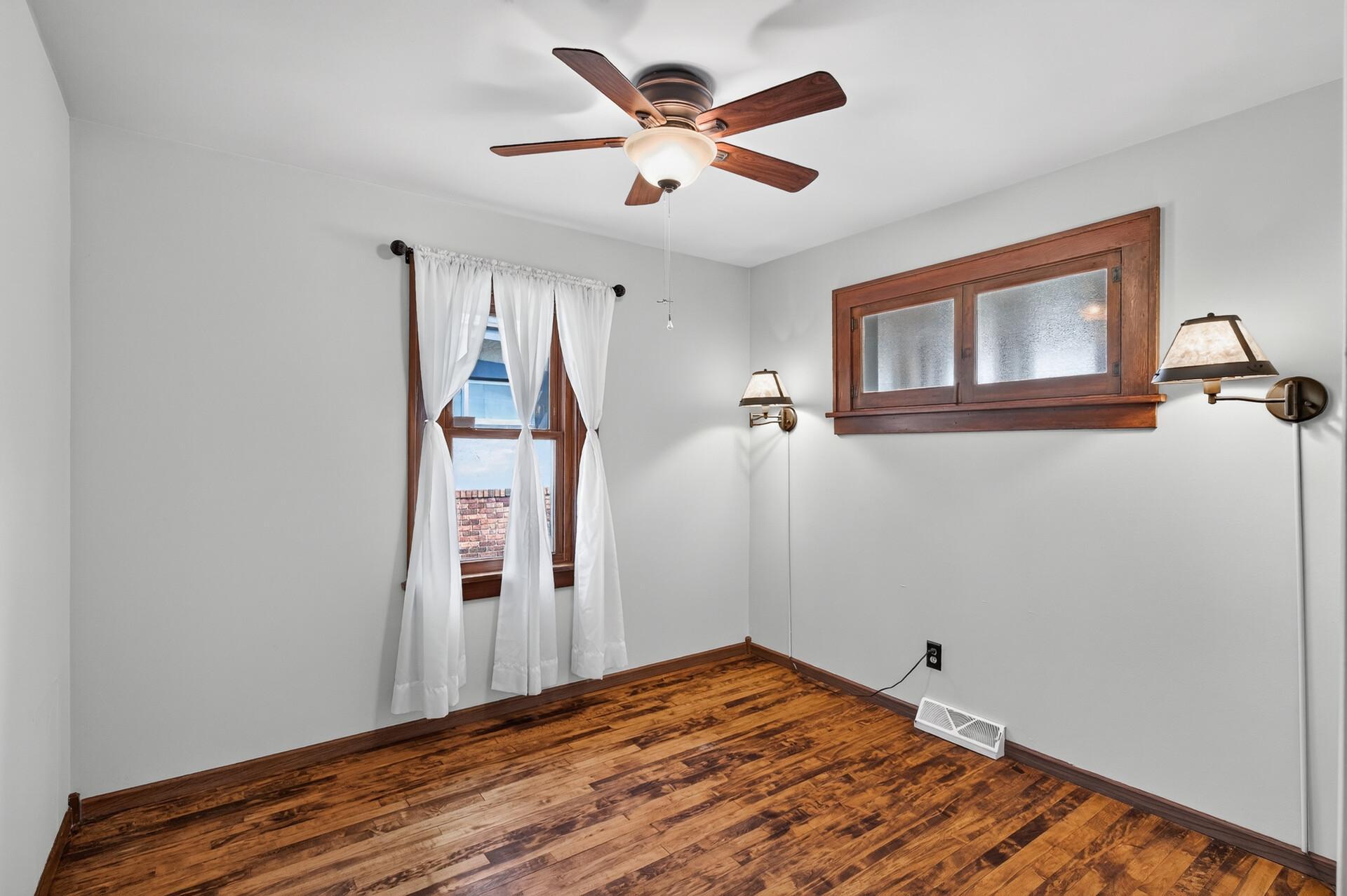 View of Residential at 4747 Camden Avenue, Minneapolis MN 55430, Minneapolis (13 of 27) - Mike Wilen | Minnesota Team Real Estate
