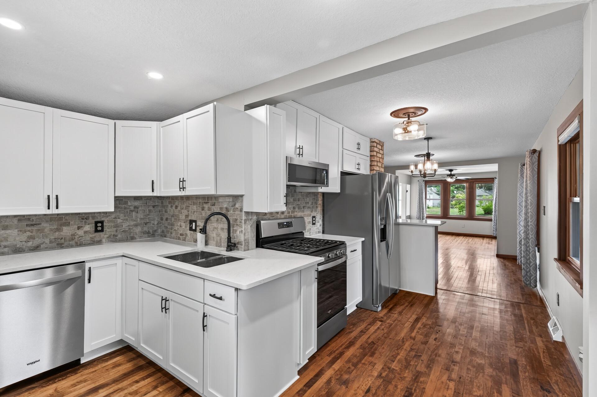 View of Residential at 4747 Camden Avenue, Minneapolis MN 55430, Minneapolis (11 of 27) - Mike Wilen | Minnesota Team Real Estate