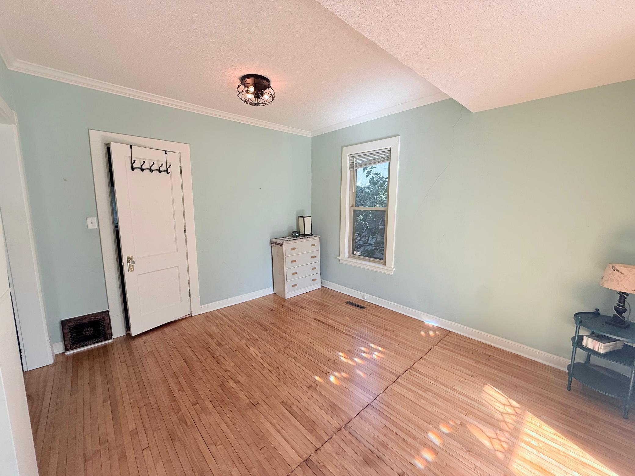 View of Residential at 3343 Girard Avenue, Minneapolis MN 55412, Minneapolis (13 of 38) - Mike Wilen | Minnesota Team Real Estate