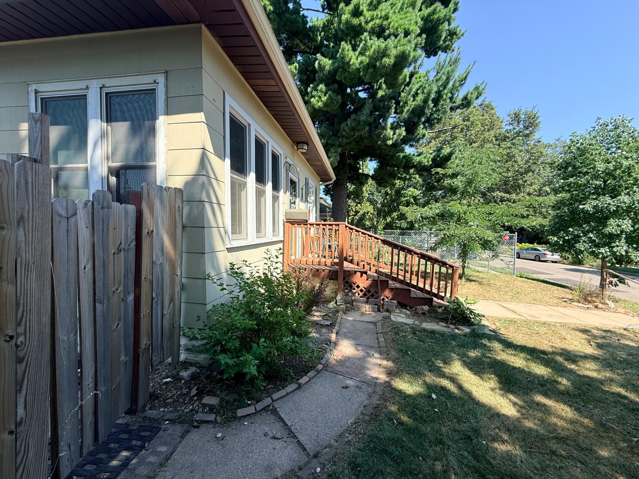 View of Residential at 3343 Girard Avenue, Minneapolis MN 55412, Minneapolis (2 of 38) - Mike Wilen | Minnesota Team Real Estate