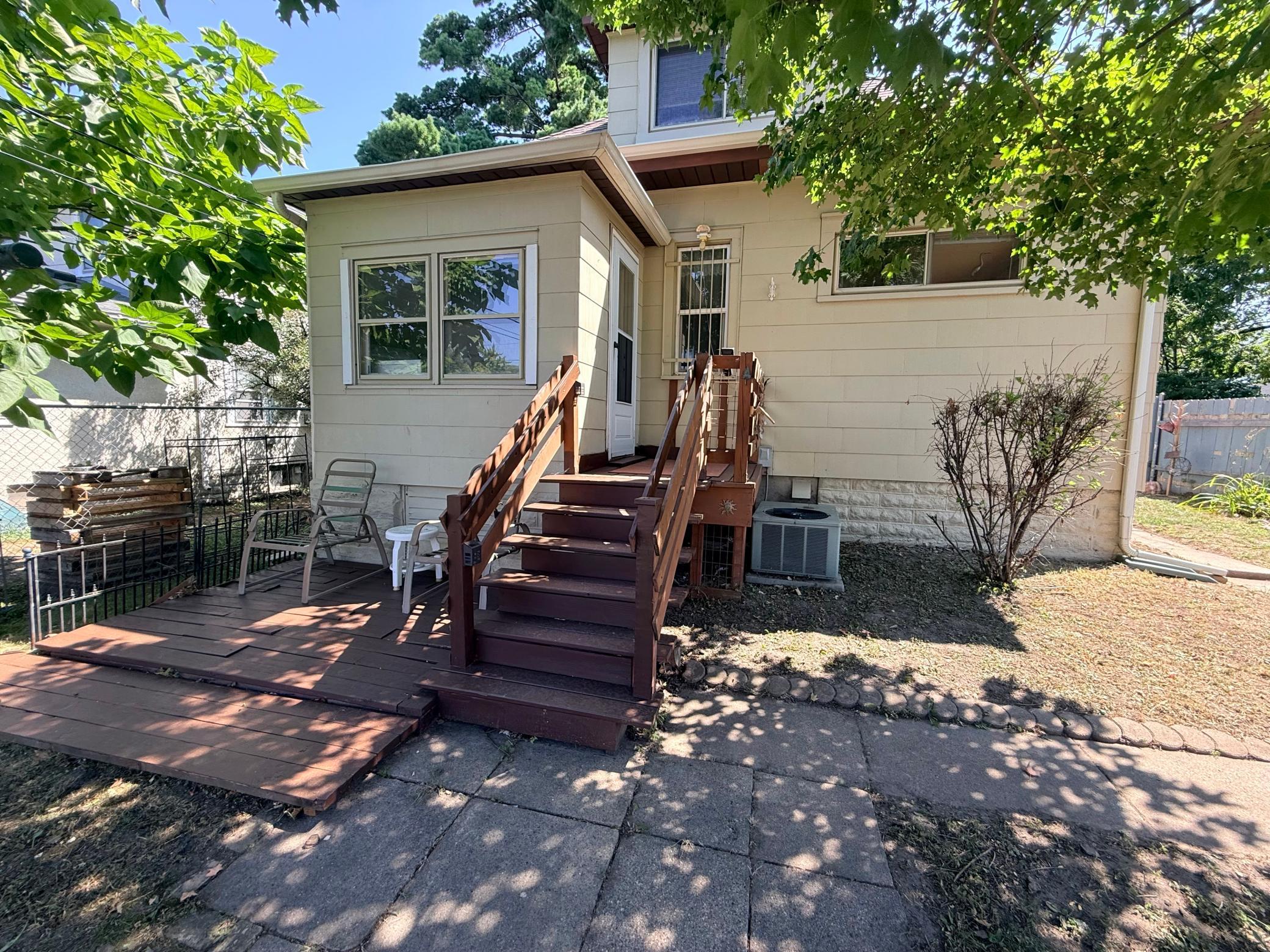 View of Residential at 3343 Girard Avenue, Minneapolis MN 55412, Minneapolis (34 of 38) - Mike Wilen | Minnesota Team Real Estate