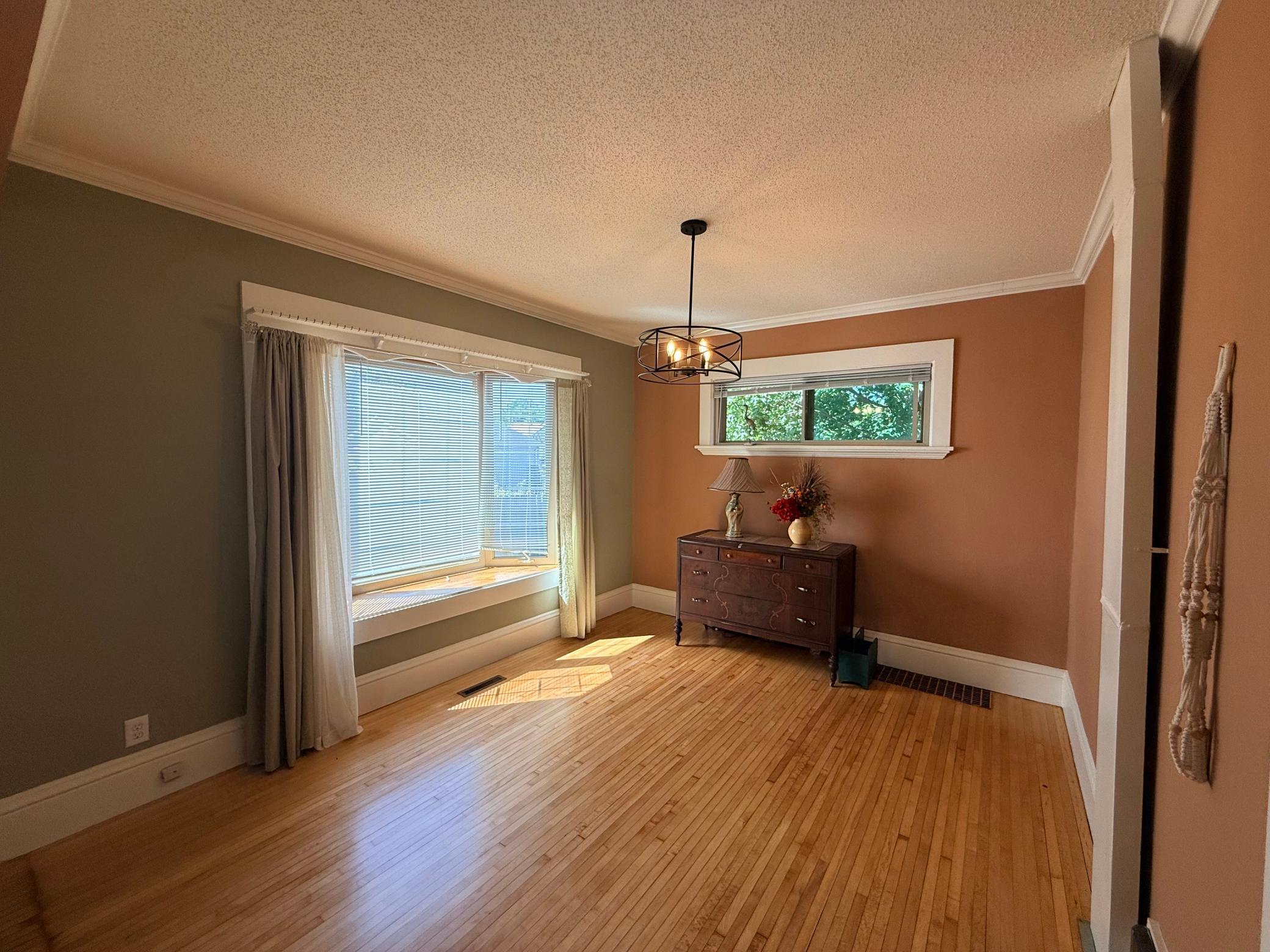 View of Residential at 3343 Girard Avenue, Minneapolis MN 55412, Minneapolis (9 of 38) - Mike Wilen | Minnesota Team Real Estate