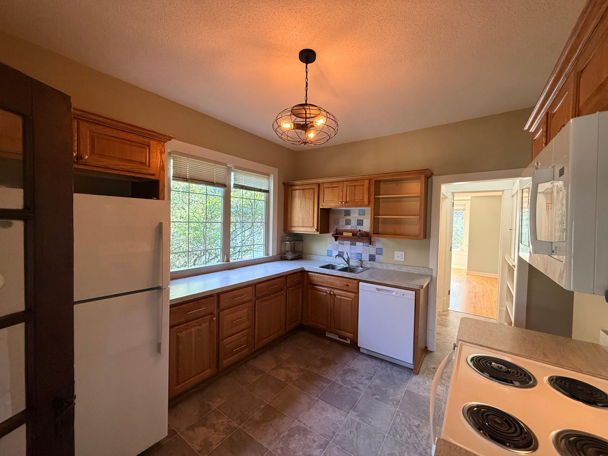 View of Residential at 3343 Girard Avenue, Minneapolis MN 55412, Minneapolis (18 of 38) - Mike Wilen | Minnesota Team Real Estate