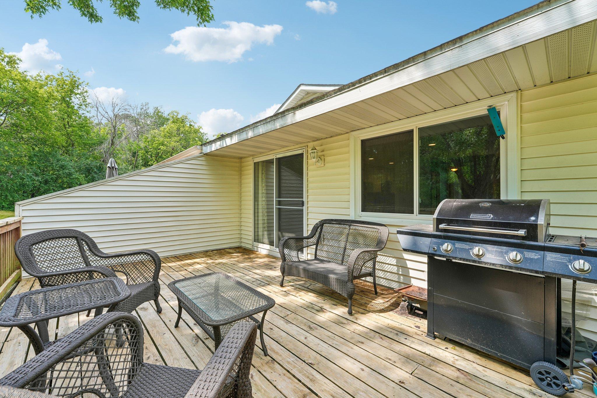 View of Residential at 12311 Oak Leaf Court, Burnsville MN 55337, Burnsville (24 of 30) - Mike Wilen | Minnesota Team Real Estate