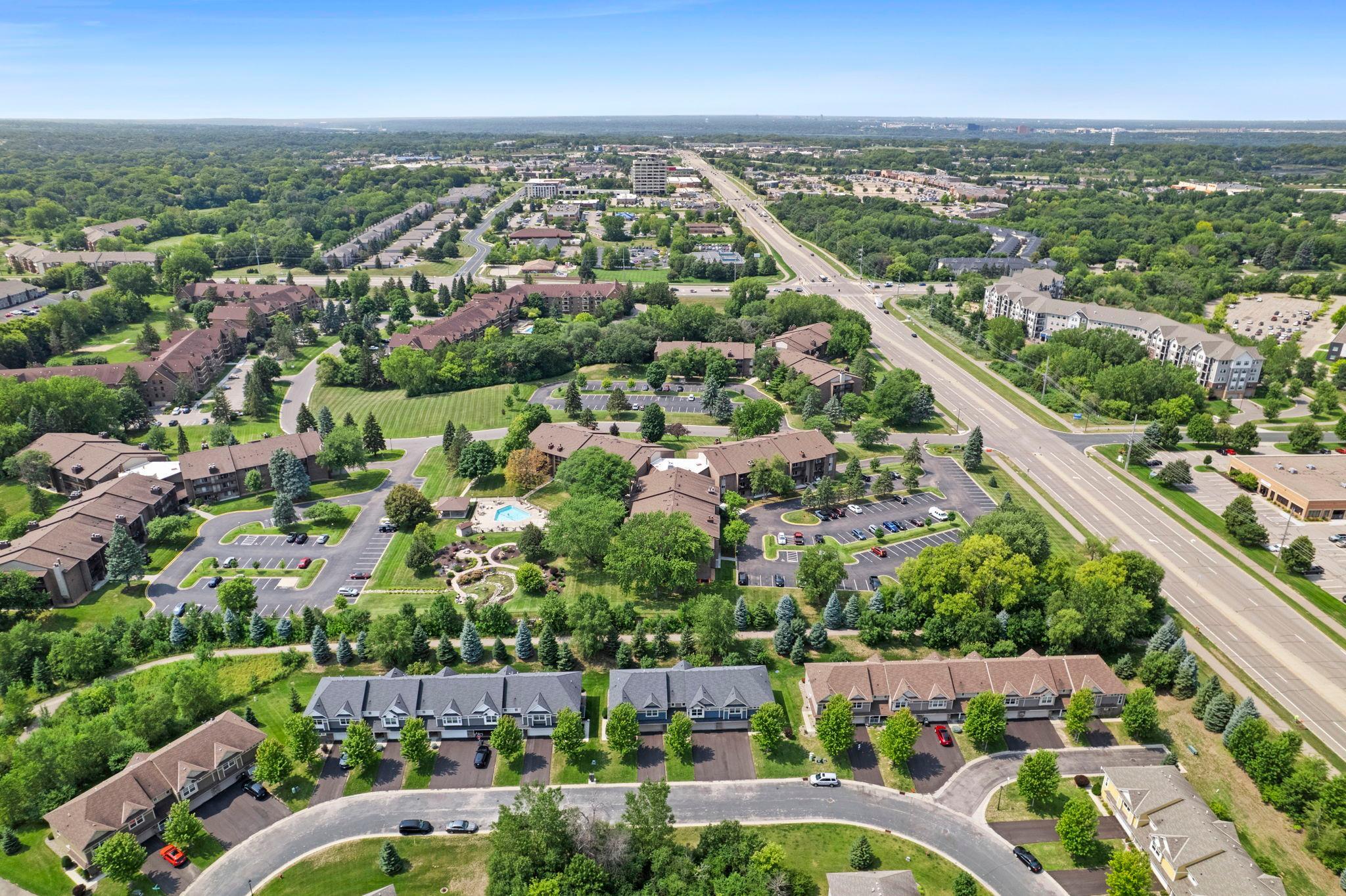 View of Residential at 3420 Golfview Drive #123, Eagan MN 55123, Eagan (53 of 60) - Mike Wilen | Minnesota Team Real Estate