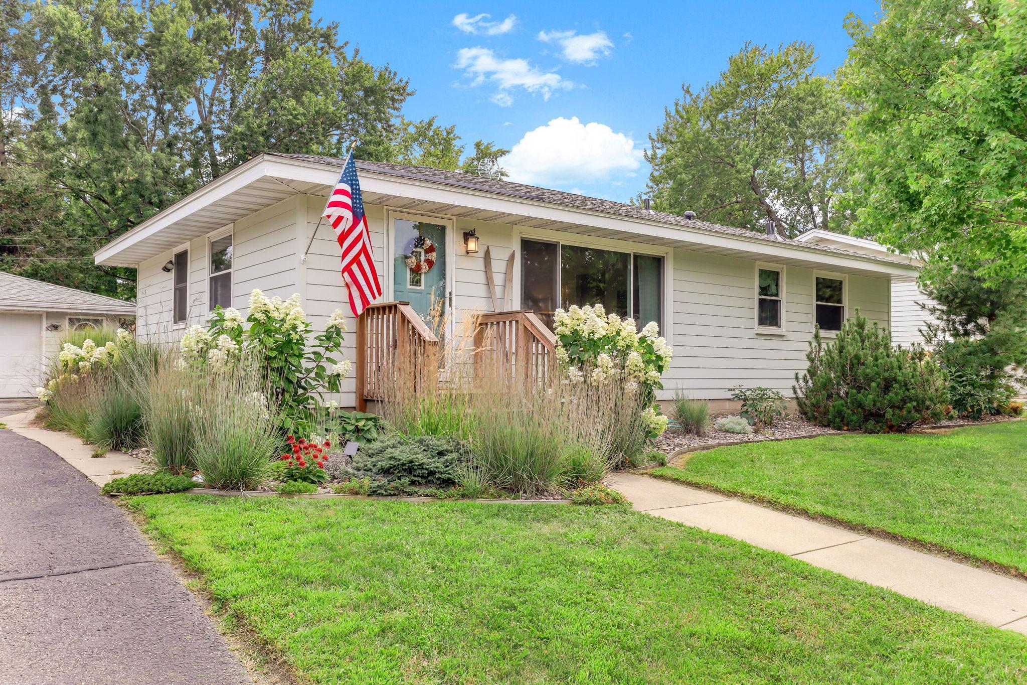 View of Residential at 8502 Upper 206th Street, Lakeville MN 55044, Lakeville (2 of 40) - Mike Wilen | Minnesota Team Real Estate