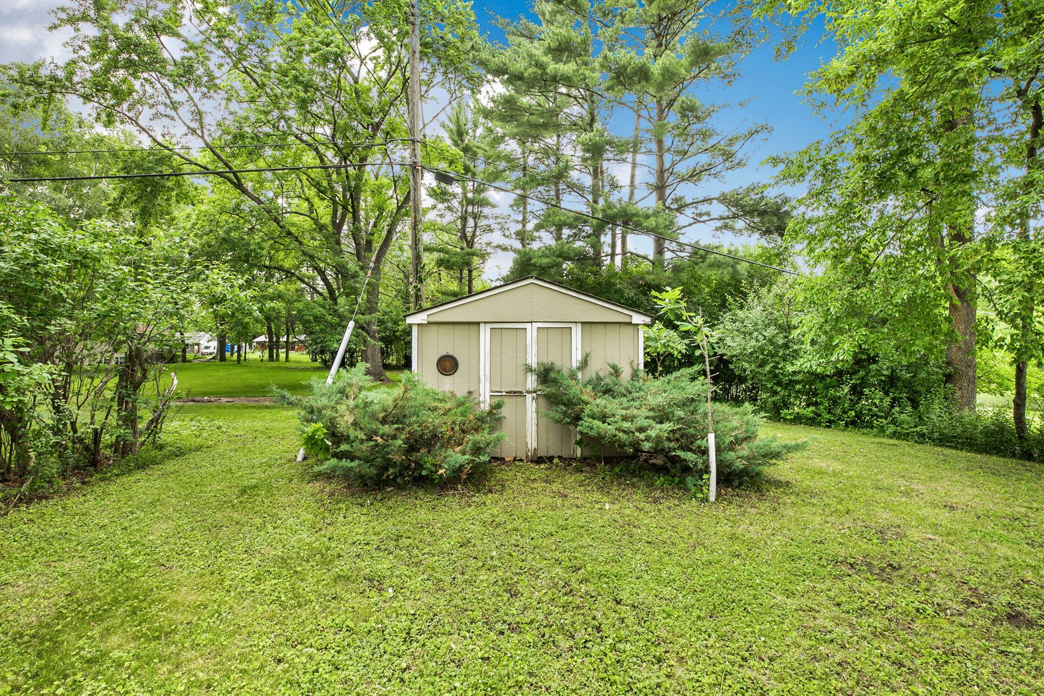 View of Residential at 10206 Lakeview Drive, Minnetonka MN 55305, Minnetonka (25 of 25) - Mike Wilen | Minnesota Team Real Estate