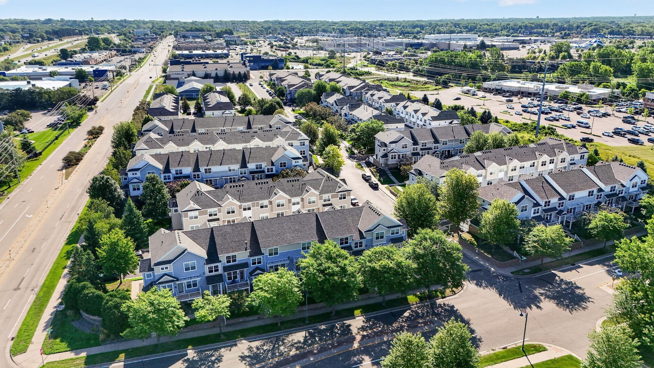 View of Residential at 1667 Village Trail #5, Maplewood MN 55109, Maplewood (42 of 46) - Mike Wilen | Minnesota Team Real Estate