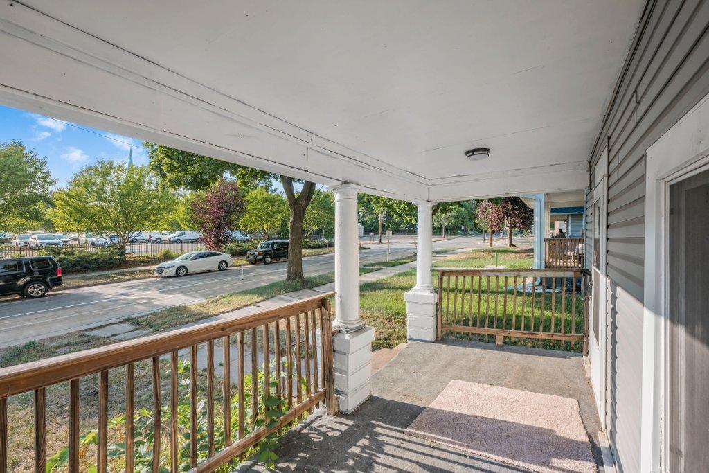 View of Residential Income at 2124 Fremont Avenue, Minneapolis MN 55411, Minneapolis (3 of 34) - Mike Wilen | Minnesota Team Real Estate