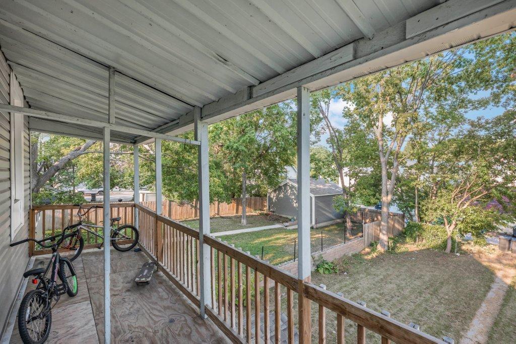 View of Residential Income at 2124 Fremont Avenue, Minneapolis MN 55411, Minneapolis (28 of 34) - Mike Wilen | Minnesota Team Real Estate