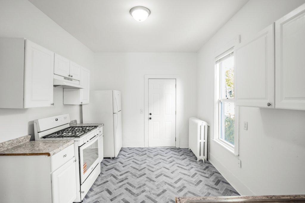View of Residential Income at 2124 Fremont Avenue, Minneapolis MN 55411, Minneapolis (16 of 34) - Mike Wilen | Minnesota Team Real Estate