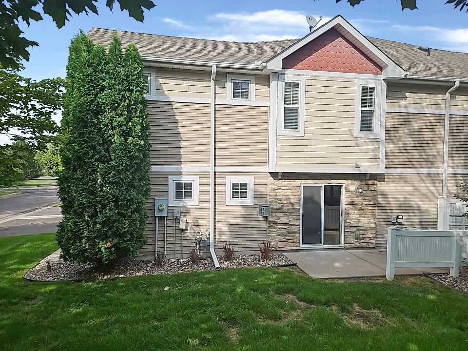 View of Residential at 15385 60th Avenue, Plymouth MN 55446, Plymouth (37 of 40) - Mike Wilen | Minnesota Team Real Estate