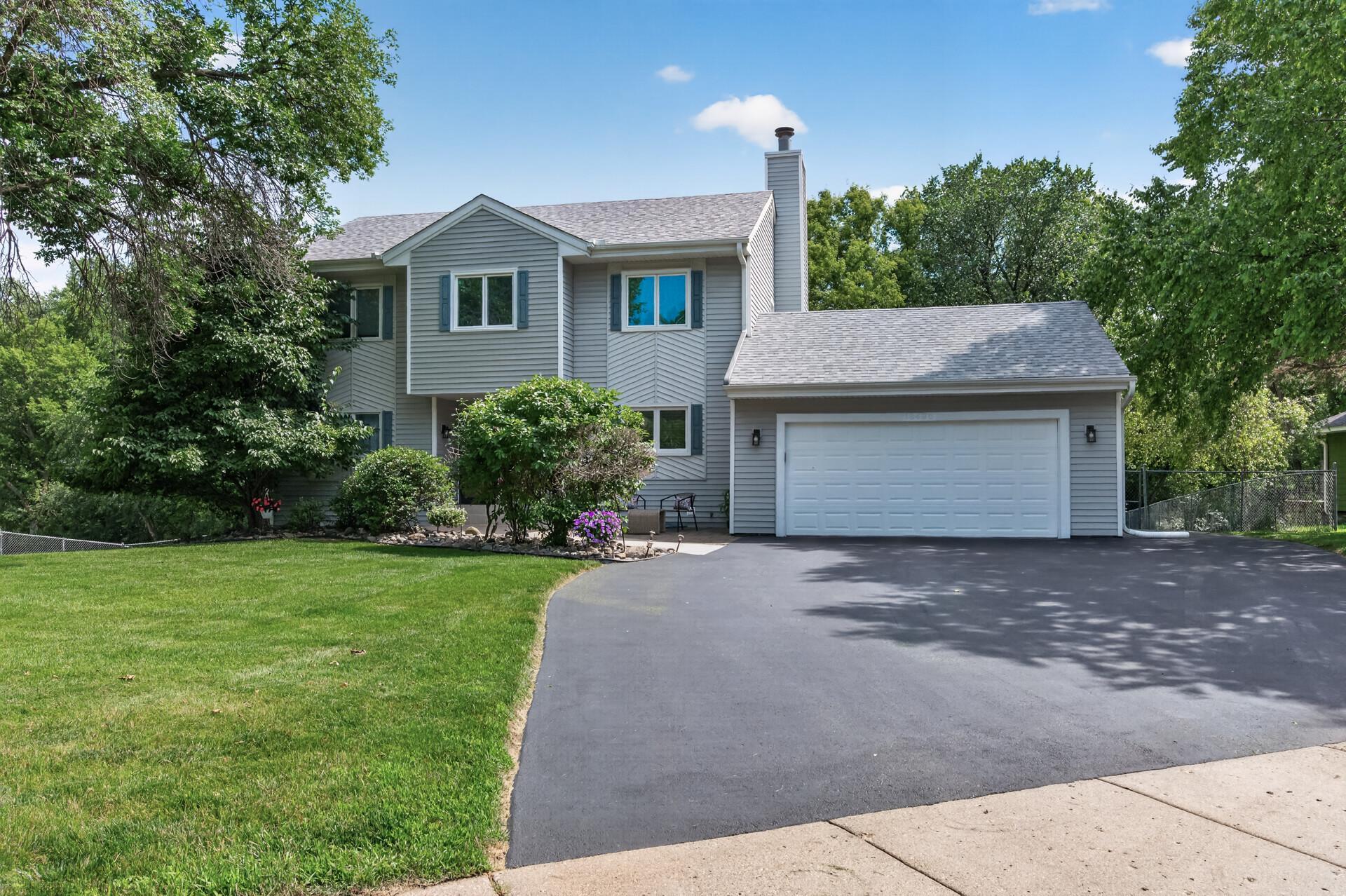 View of Residential at 18425 Harrogate Drive, Eden Prairie MN 55346, Eden Prairie (4 of 74) - Mike Wilen | Minnesota Team Real Estate