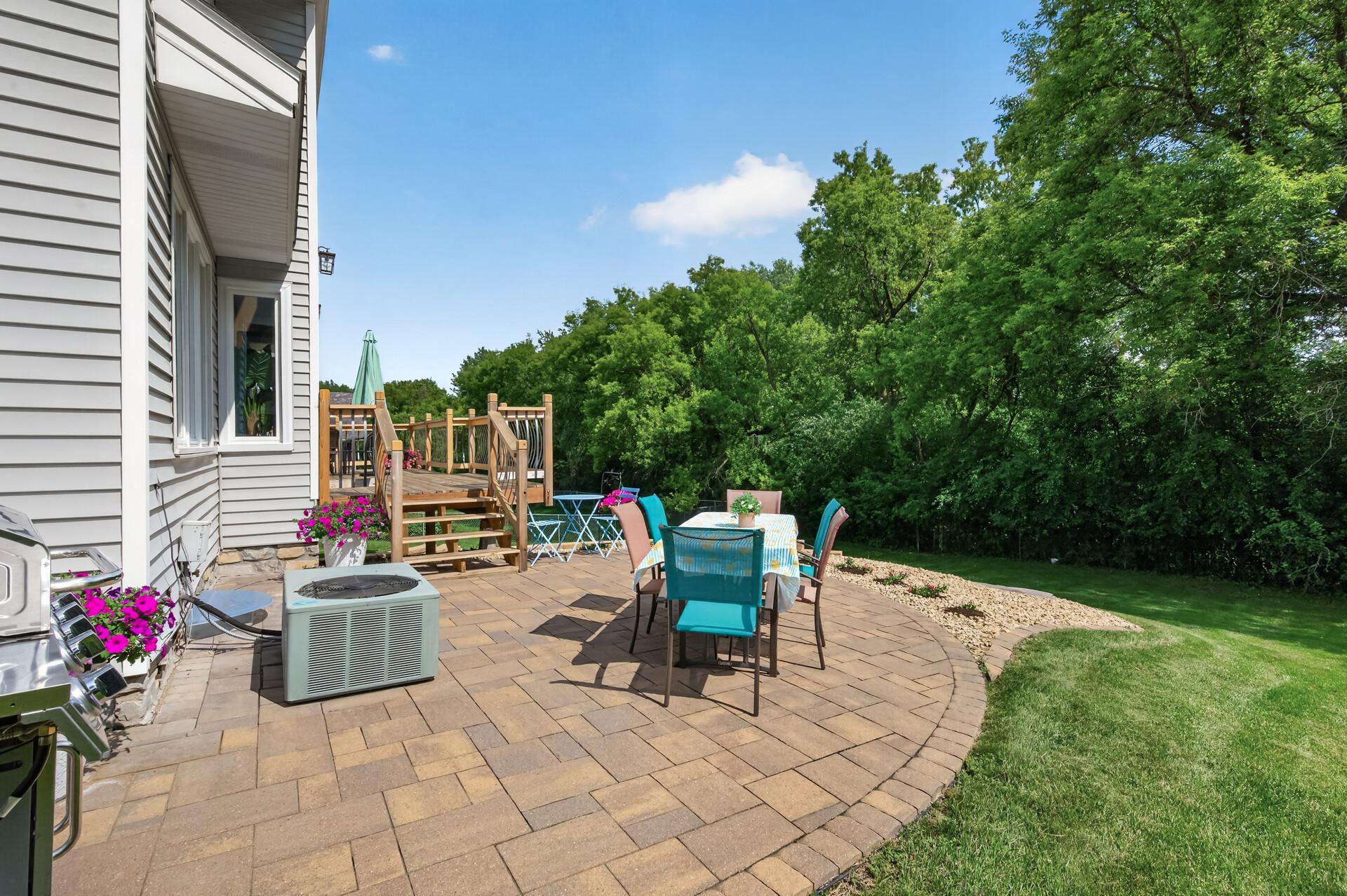 View of Residential at 18425 Harrogate Drive, Eden Prairie MN 55346, Eden Prairie (47 of 74) - Mike Wilen | Minnesota Team Real Estate