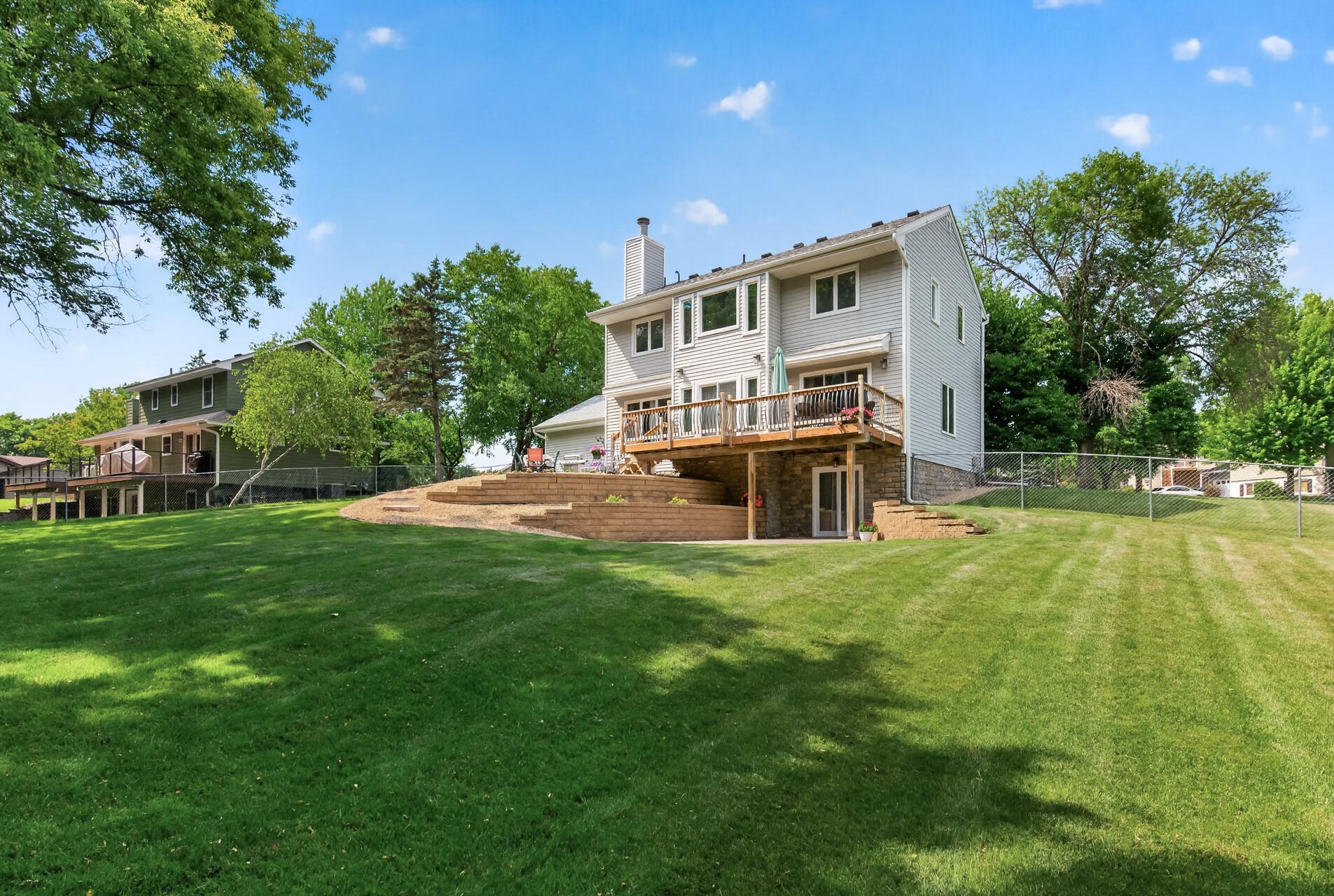View of Residential at 18425 Harrogate Drive, Eden Prairie MN 55346, Eden Prairie (52 of 74) - Mike Wilen | Minnesota Team Real Estate