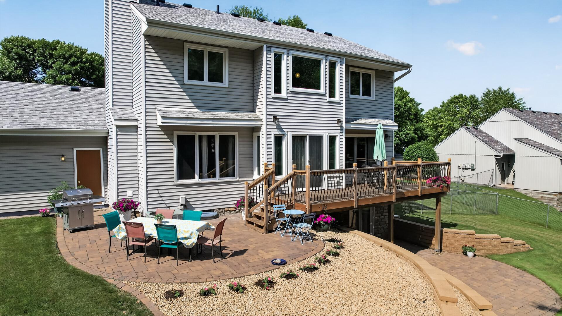 View of Residential at 18425 Harrogate Drive, Eden Prairie MN 55346, Eden Prairie (58 of 74) - Mike Wilen | Minnesota Team Real Estate