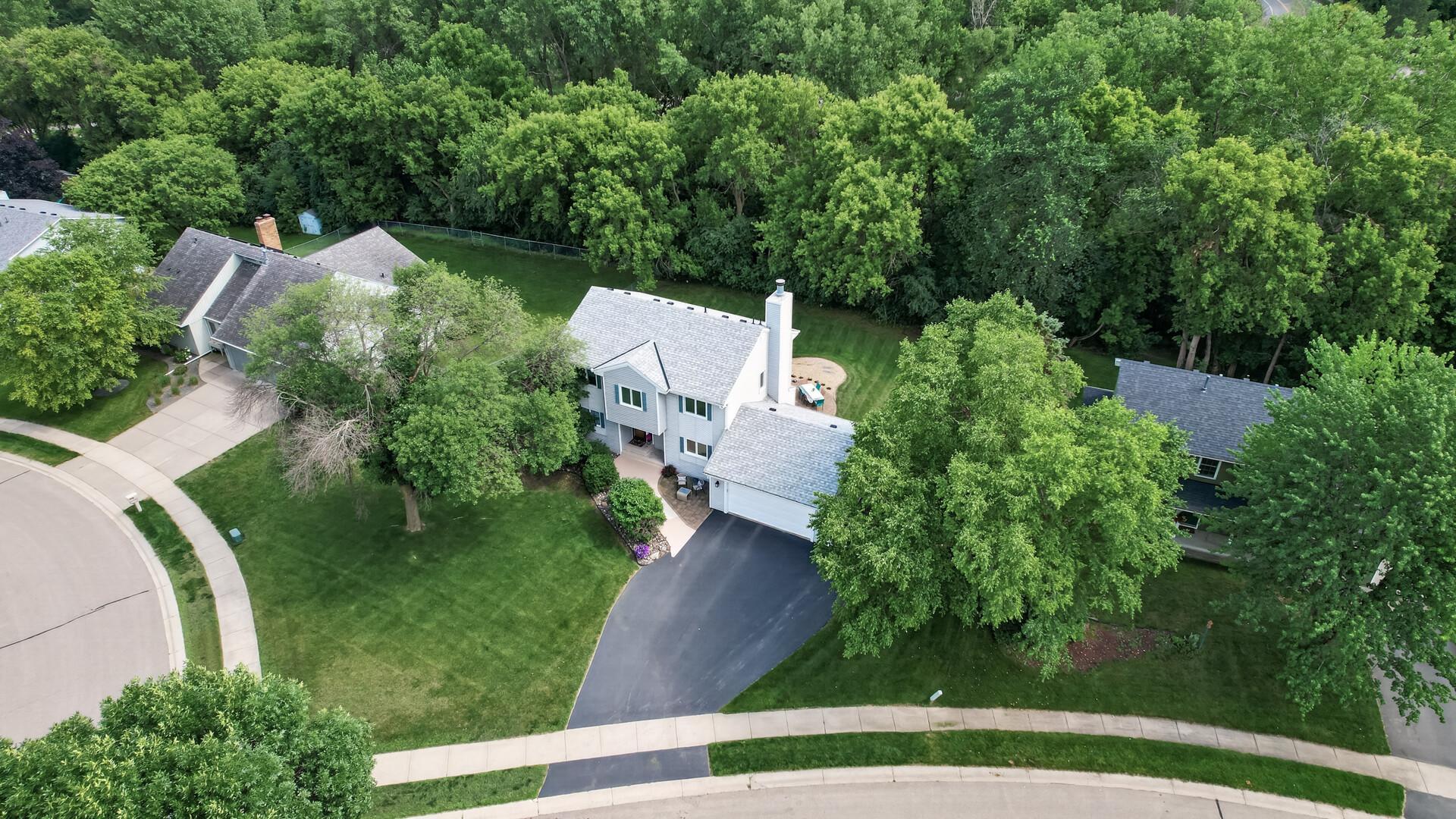 View of Residential at 18425 Harrogate Drive, Eden Prairie MN 55346, Eden Prairie (60 of 74) - Mike Wilen | Minnesota Team Real Estate