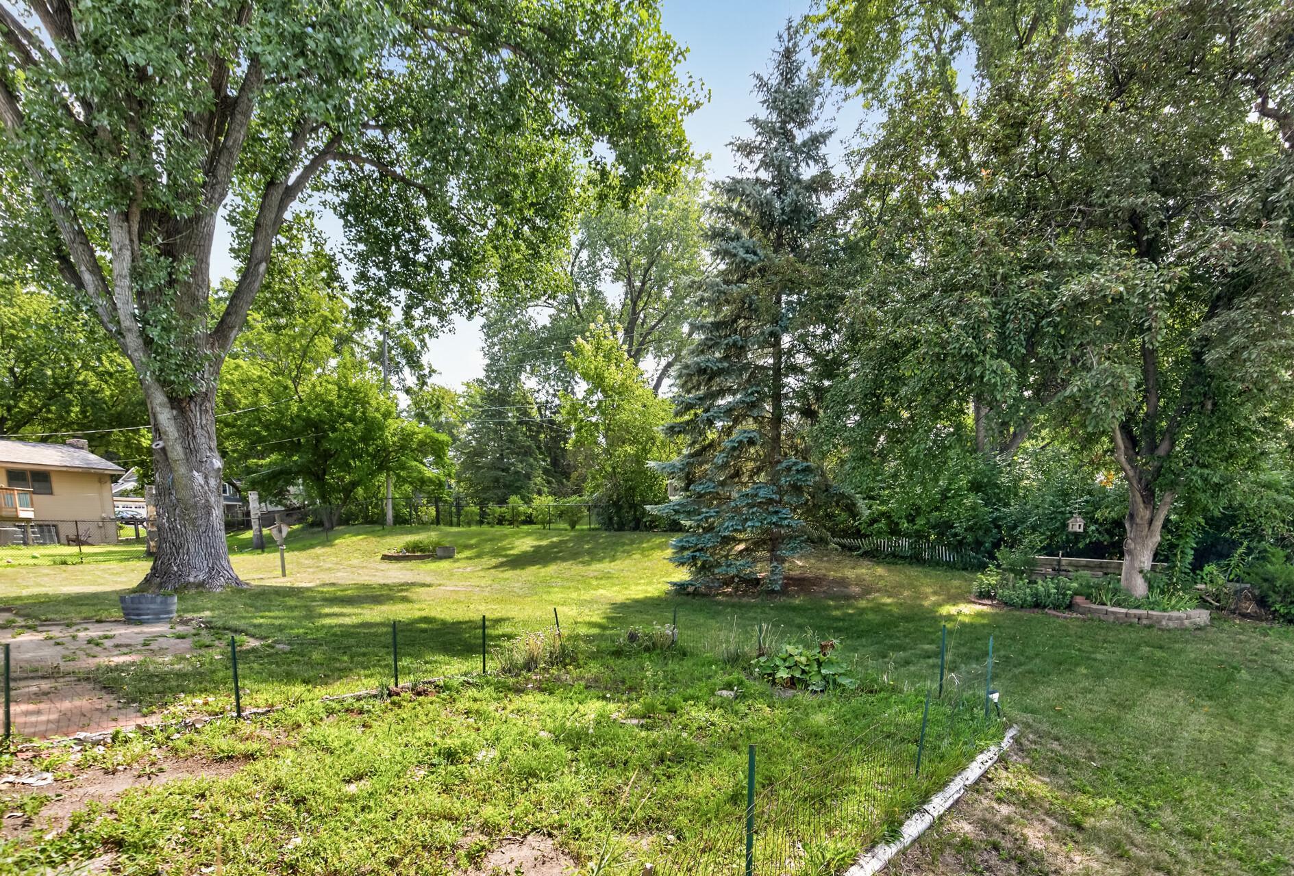 View of Residential at 1105 155th Street, Burnsville MN 55306, Burnsville (39 of 40) - Mike Wilen | Minnesota Team Real Estate