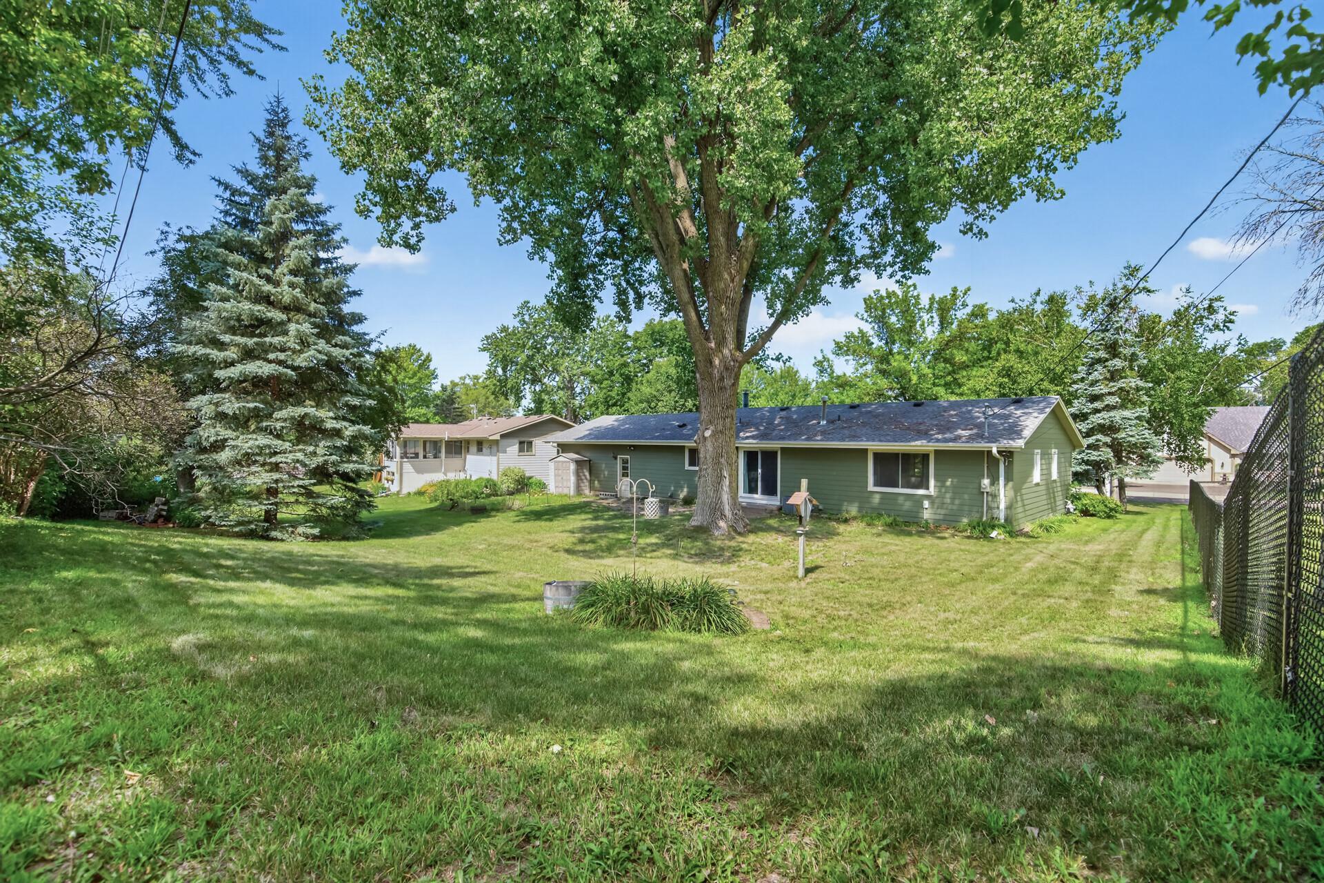 View of Residential at 1105 155th Street, Burnsville MN 55306, Burnsville (37 of 40) - Mike Wilen | Minnesota Team Real Estate