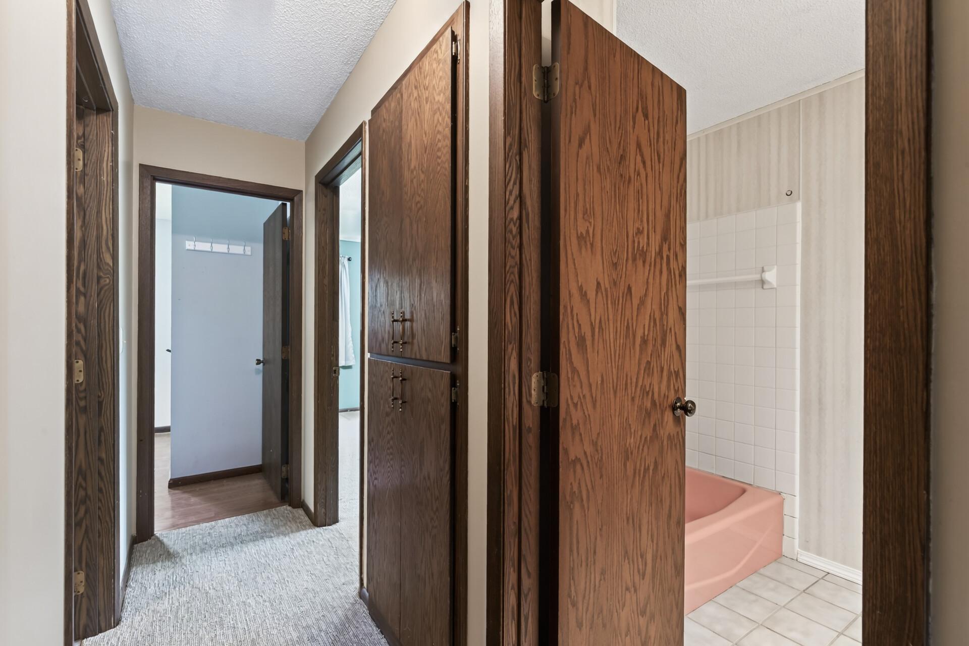 View of Residential at 1105 155th Street, Burnsville MN 55306, Burnsville (22 of 40) - Mike Wilen | Minnesota Team Real Estate