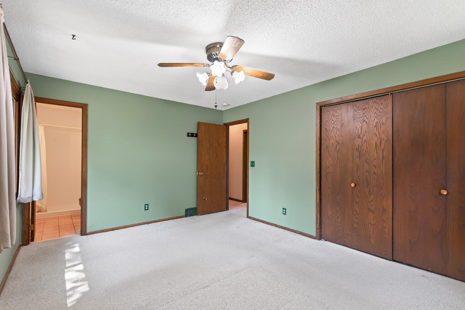 View of Residential at 1105 155th Street, Burnsville MN 55306, Burnsville (18 of 40) - Mike Wilen | Minnesota Team Real Estate