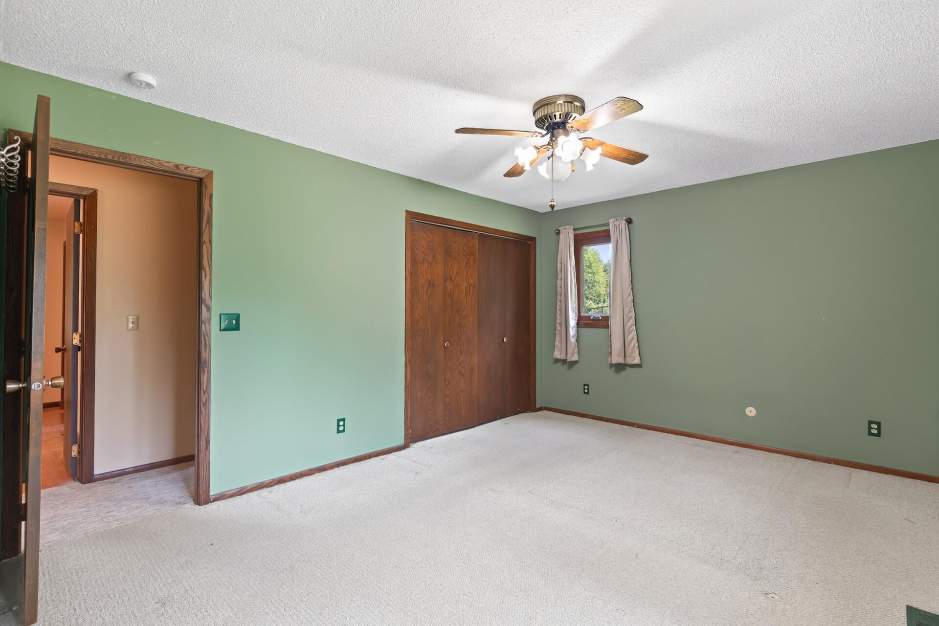 View of Residential at 1105 155th Street, Burnsville MN 55306, Burnsville (17 of 40) - Mike Wilen | Minnesota Team Real Estate