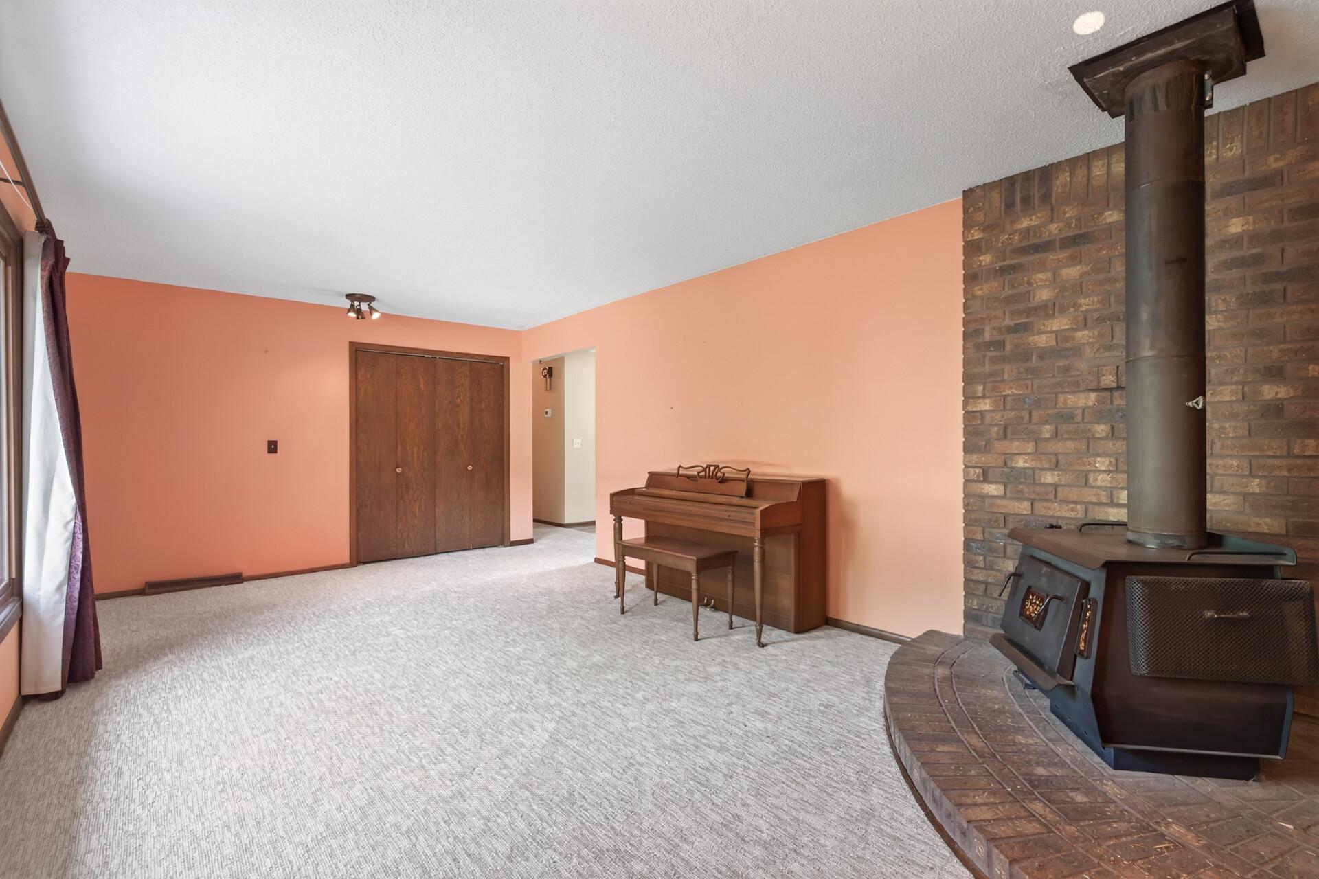 View of Residential at 1105 155th Street, Burnsville MN 55306, Burnsville (12 of 40) - Mike Wilen | Minnesota Team Real Estate