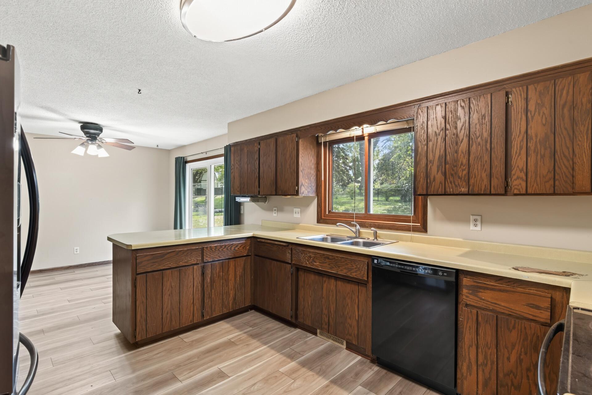 View of Residential at 1105 155th Street, Burnsville MN 55306, Burnsville (7 of 40) - Mike Wilen | Minnesota Team Real Estate