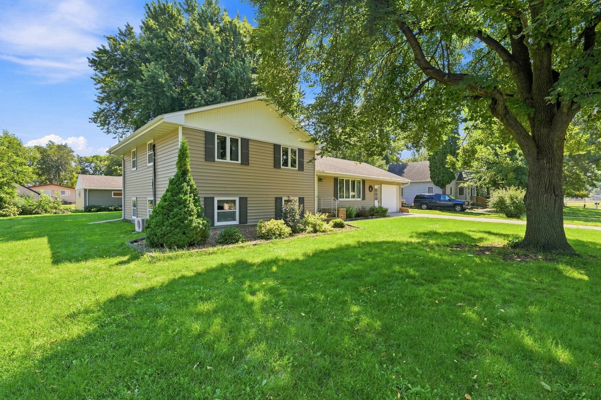 View of Residential at 807 Renville Street, Winthrop MN 55396, Winthrop (28 of 28) - Mike Wilen | Minnesota Team Real Estate