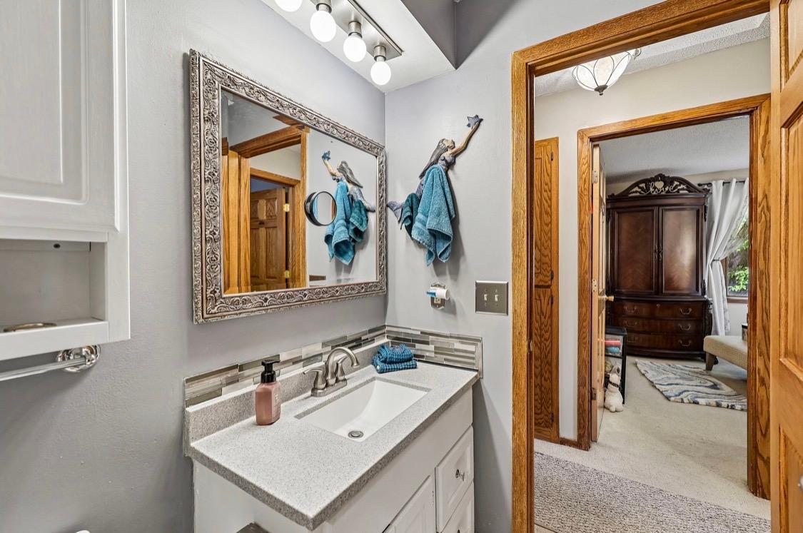 View of Residential at 687 116th Lane, Blaine MN 55434, Blaine (17 of 29) - Mike Wilen | Minnesota Team Real Estate