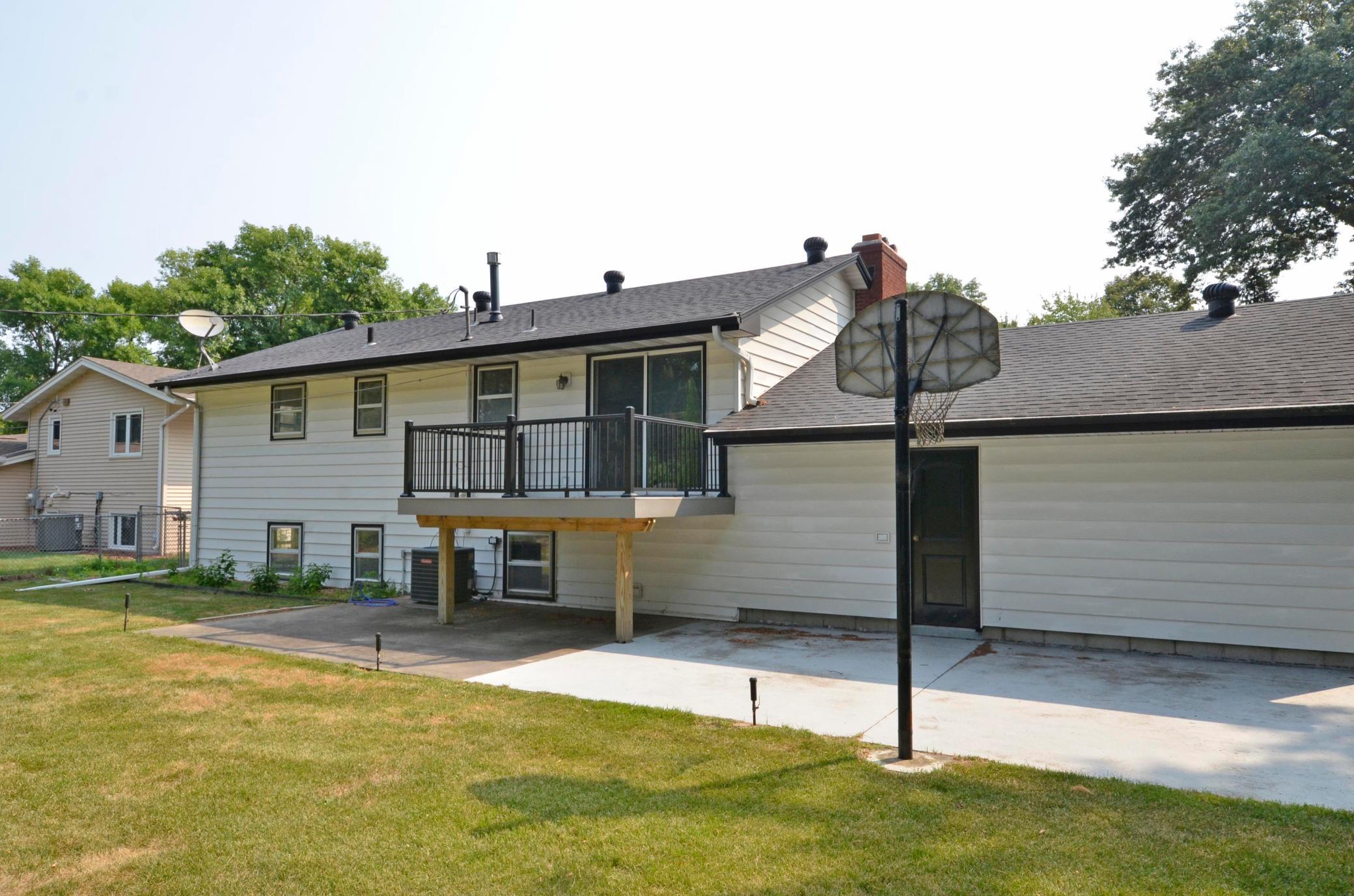 View of Residential at 2226 Pleasant View Drive, New Brighton MN 55112, New Brighton (3 of 30) - Mike Wilen | Minnesota Team Real Estate