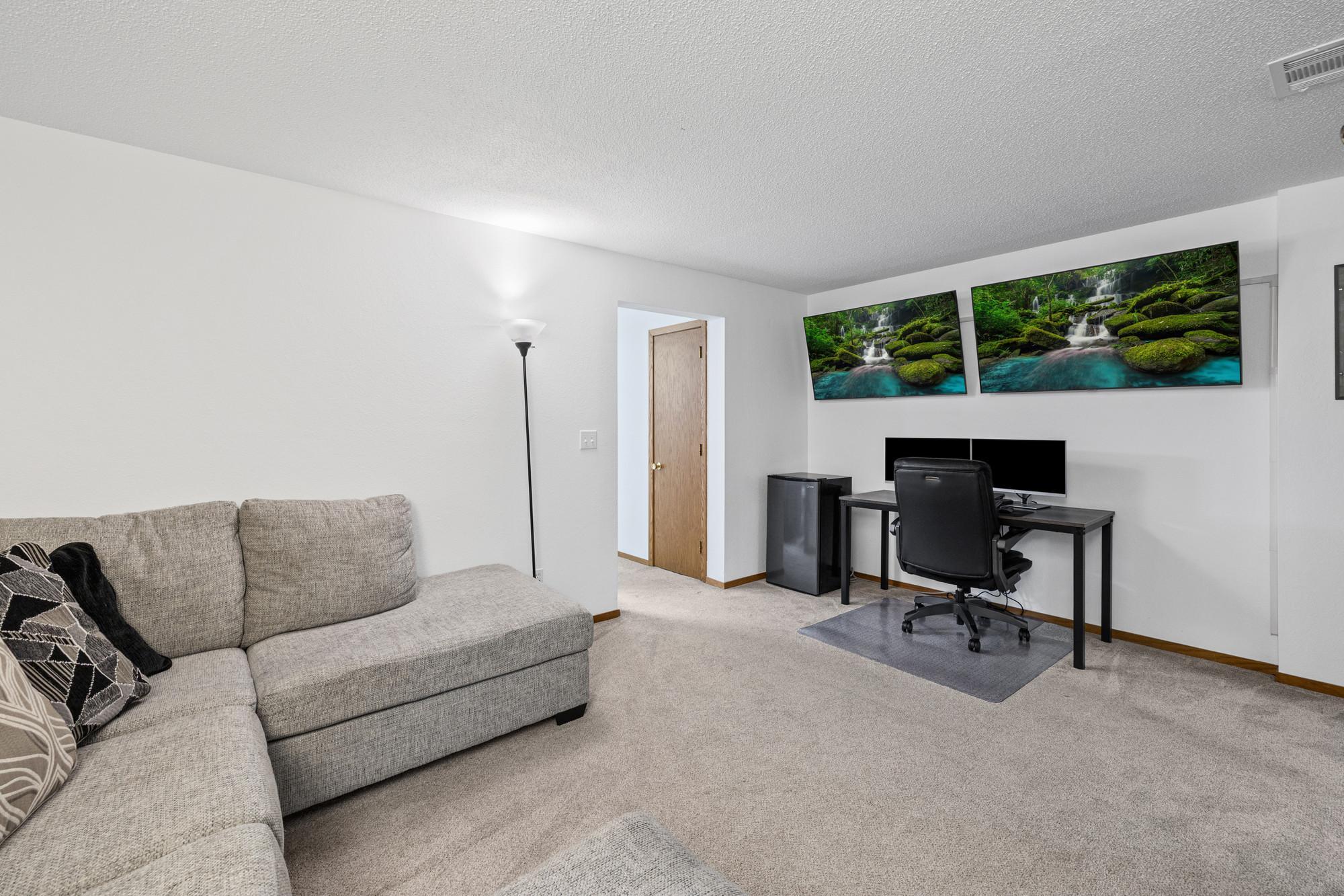 View of Residential at 3253 Evergreen Drive, Eagan MN 55121, Eagan (22 of 33) - Mike Wilen | Minnesota Team Real Estate