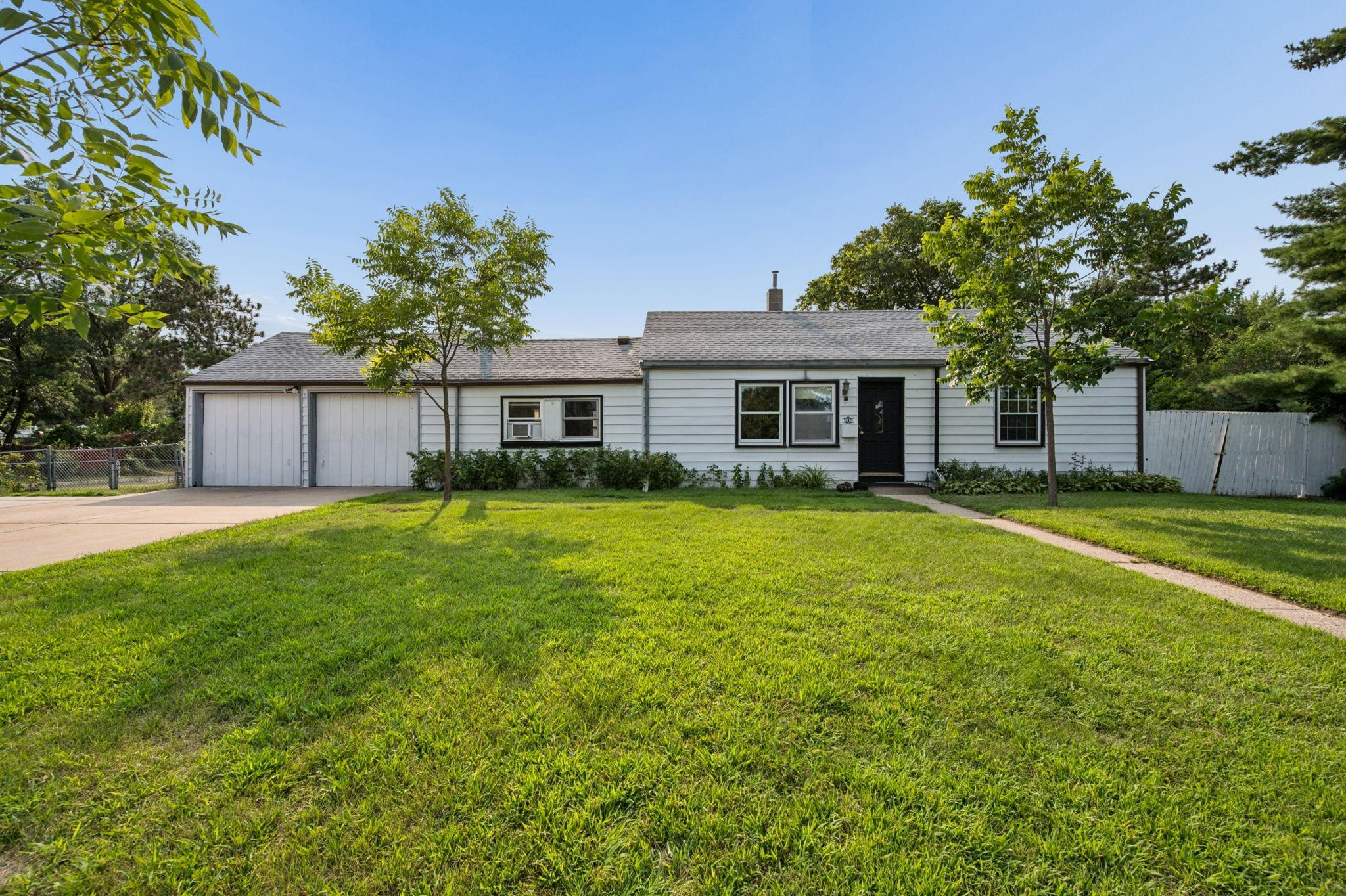 View of Residential at 9916 2nd Avenue, Bloomington MN 55420, Bloomington (2 of 29) - Mike Wilen | Minnesota Team Real Estate