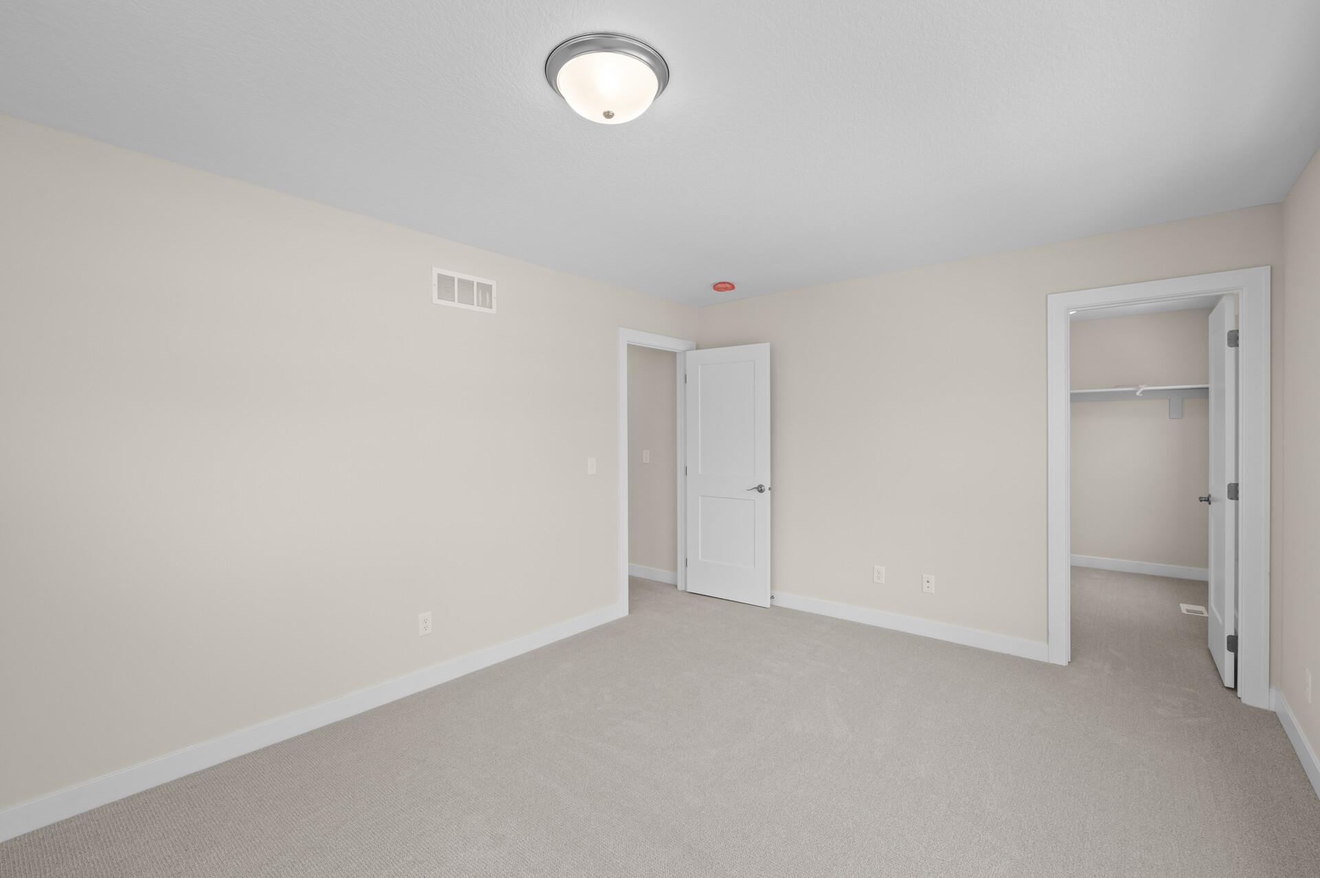 View of Residential Income at 820 26th Avenue, Minneapolis MN 55418, Minneapolis (17 of 25) - Mike Wilen | Minnesota Team Real Estate