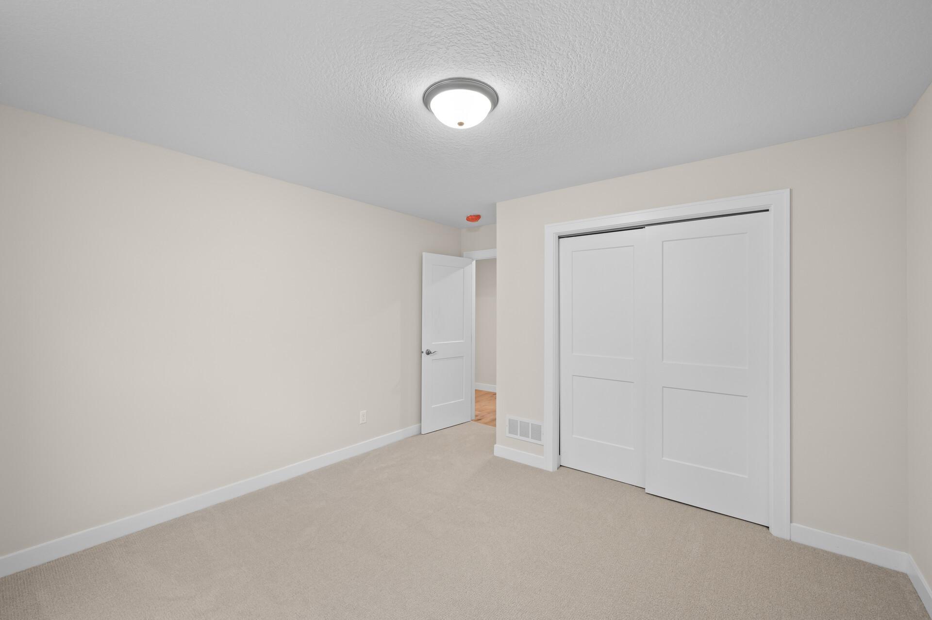 View of Residential Income at 820 26th Avenue, Minneapolis MN 55418, Minneapolis (20 of 25) - Mike Wilen | Minnesota Team Real Estate