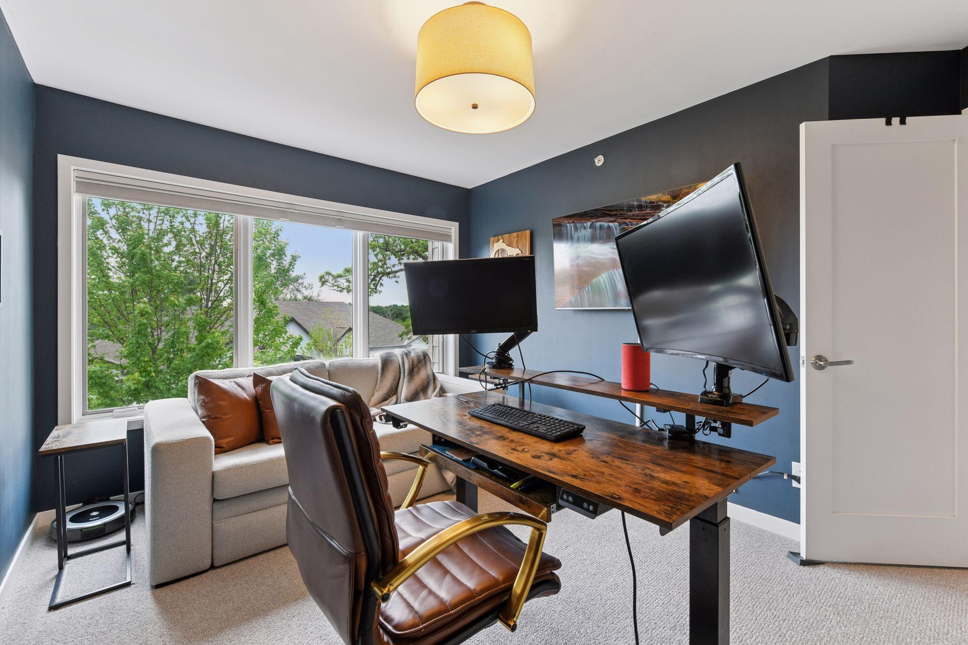View of Residential at 421 Willoughby Way, Minnetonka MN 55305, Minnetonka (36 of 41) - Mike Wilen | Minnesota Team Real Estate