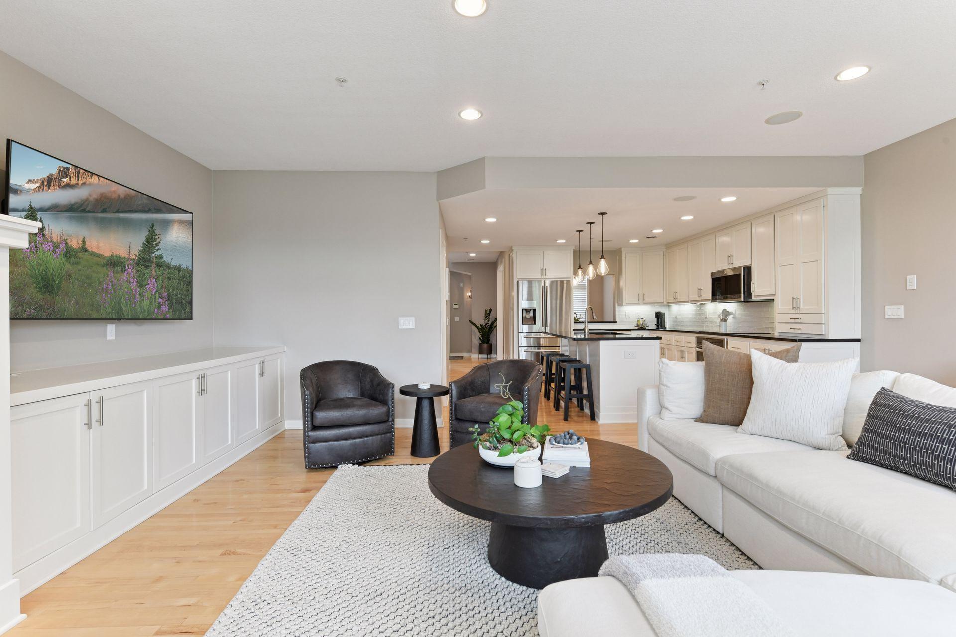 View of Residential at 421 Willoughby Way, Minnetonka MN 55305, Minnetonka (12 of 41) - Mike Wilen | Minnesota Team Real Estate
