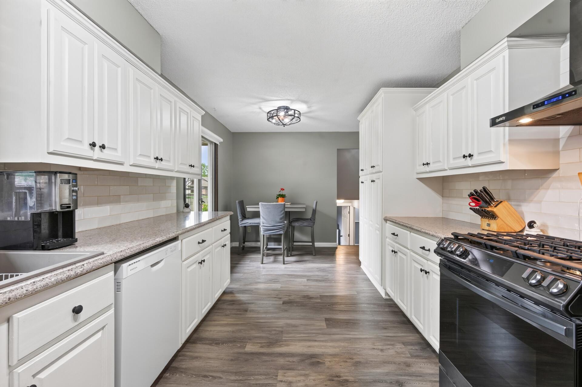 View of Residential at 8305 69th Street, Cottage Grove MN 55016, Cottage Grove (11 of 46) - Mike Wilen | Minnesota Team Real Estate