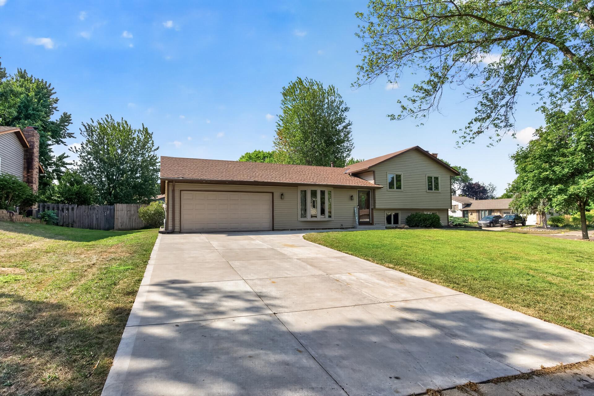 View of Residential at 8305 69th Street, Cottage Grove MN 55016, Cottage Grove (46 of 46) - Mike Wilen | Minnesota Team Real Estate