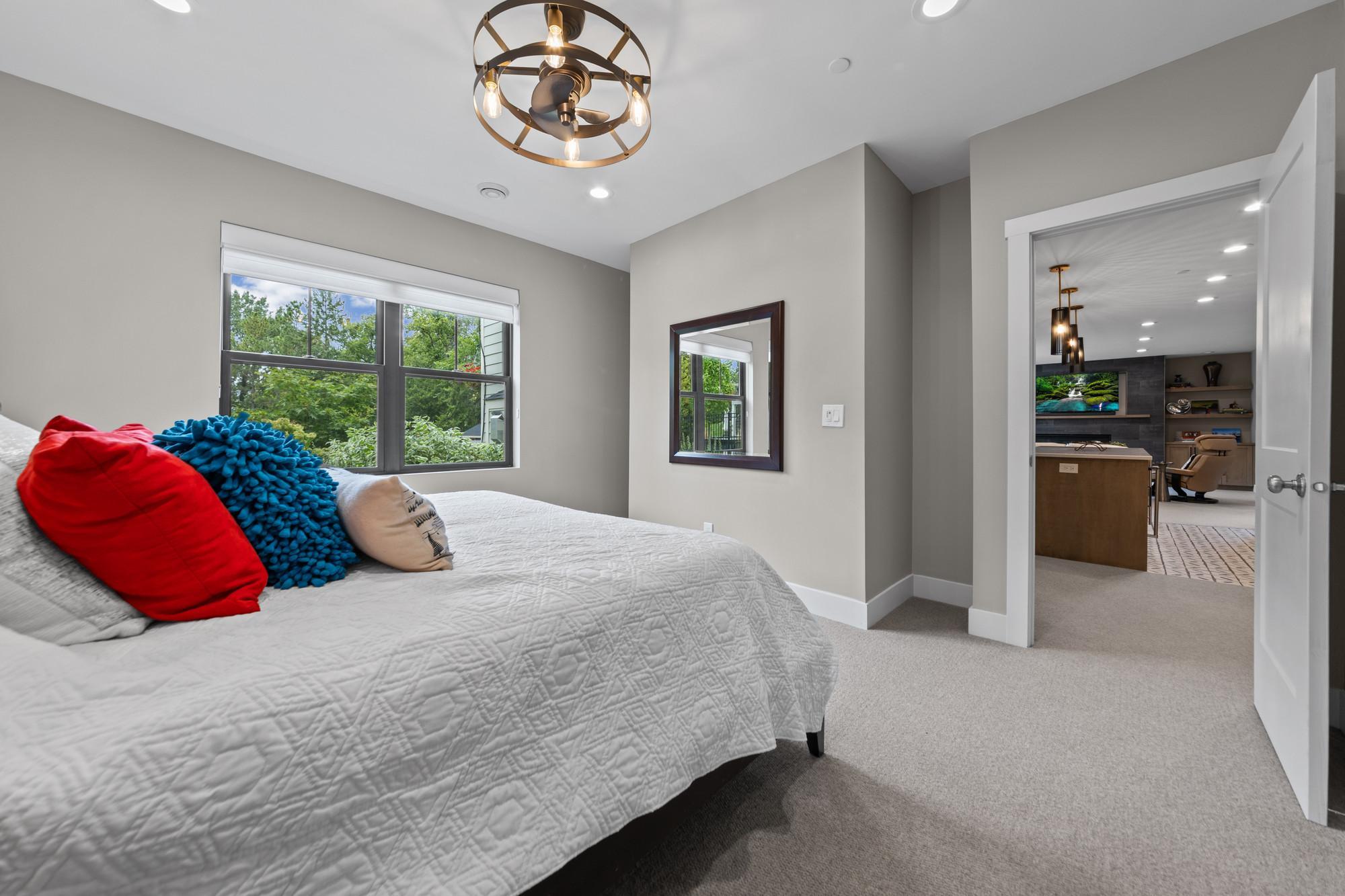 View of Residential at 1070 Old Long Lake Road, Wayzata MN 55391, Wayzata (38 of 78) - Mike Wilen | Minnesota Team Real Estate