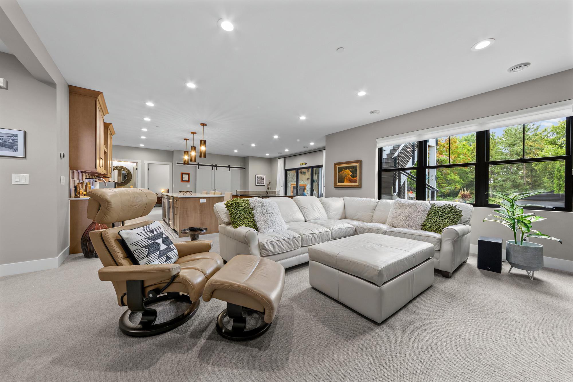 View of Residential at 1070 Old Long Lake Road, Wayzata MN 55391, Wayzata (24 of 78) - Mike Wilen | Minnesota Team Real Estate