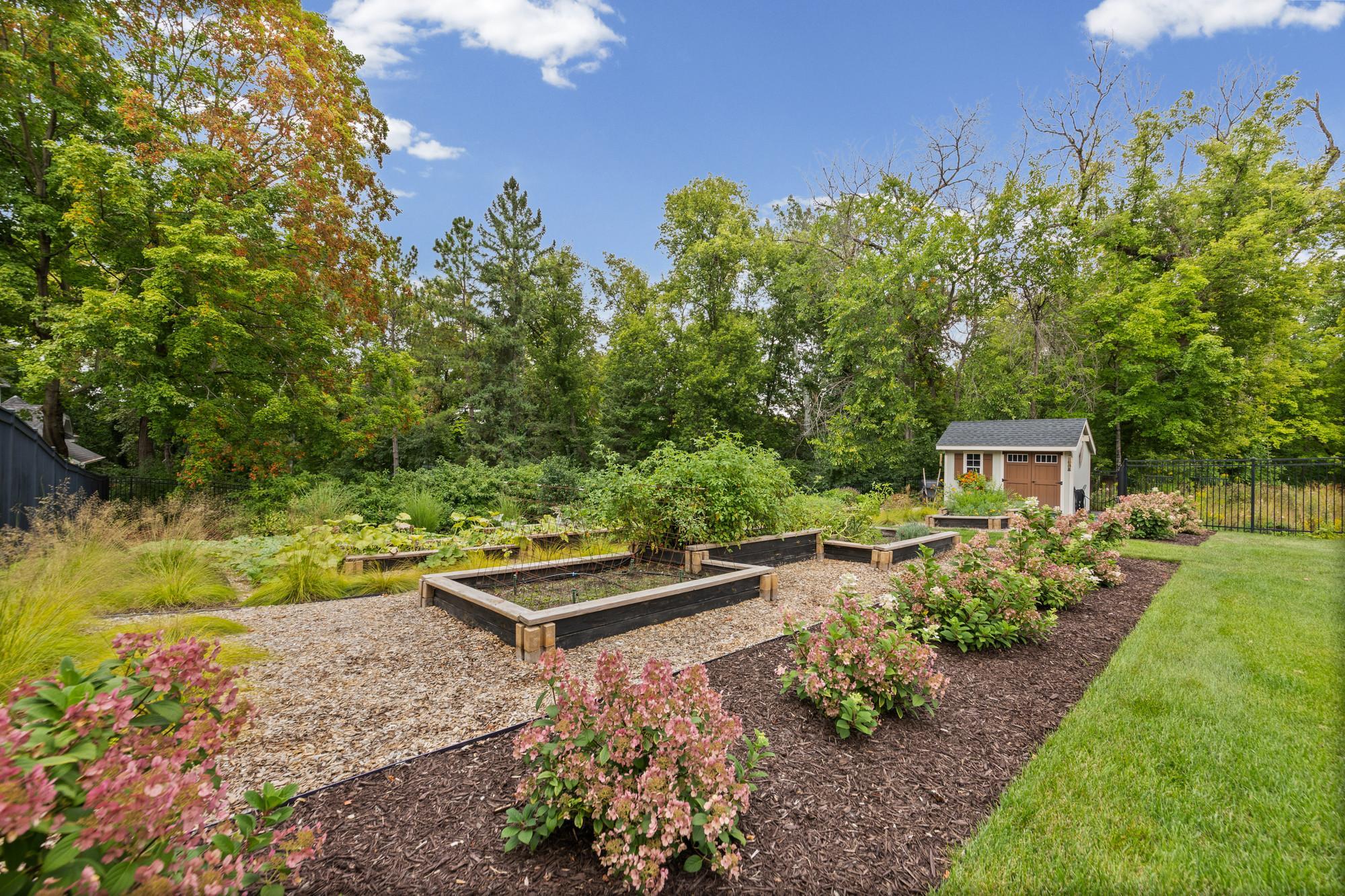 View of Residential at 1070 Old Long Lake Road, Wayzata MN 55391, Wayzata (71 of 78) - Mike Wilen | Minnesota Team Real Estate