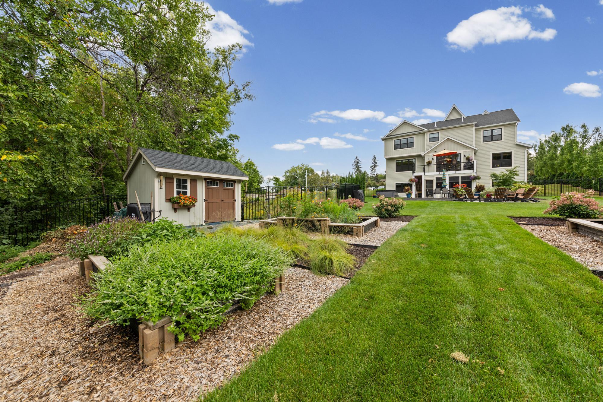 View of Residential at 1070 Old Long Lake Road, Wayzata MN 55391, Wayzata (73 of 78) - Mike Wilen | Minnesota Team Real Estate