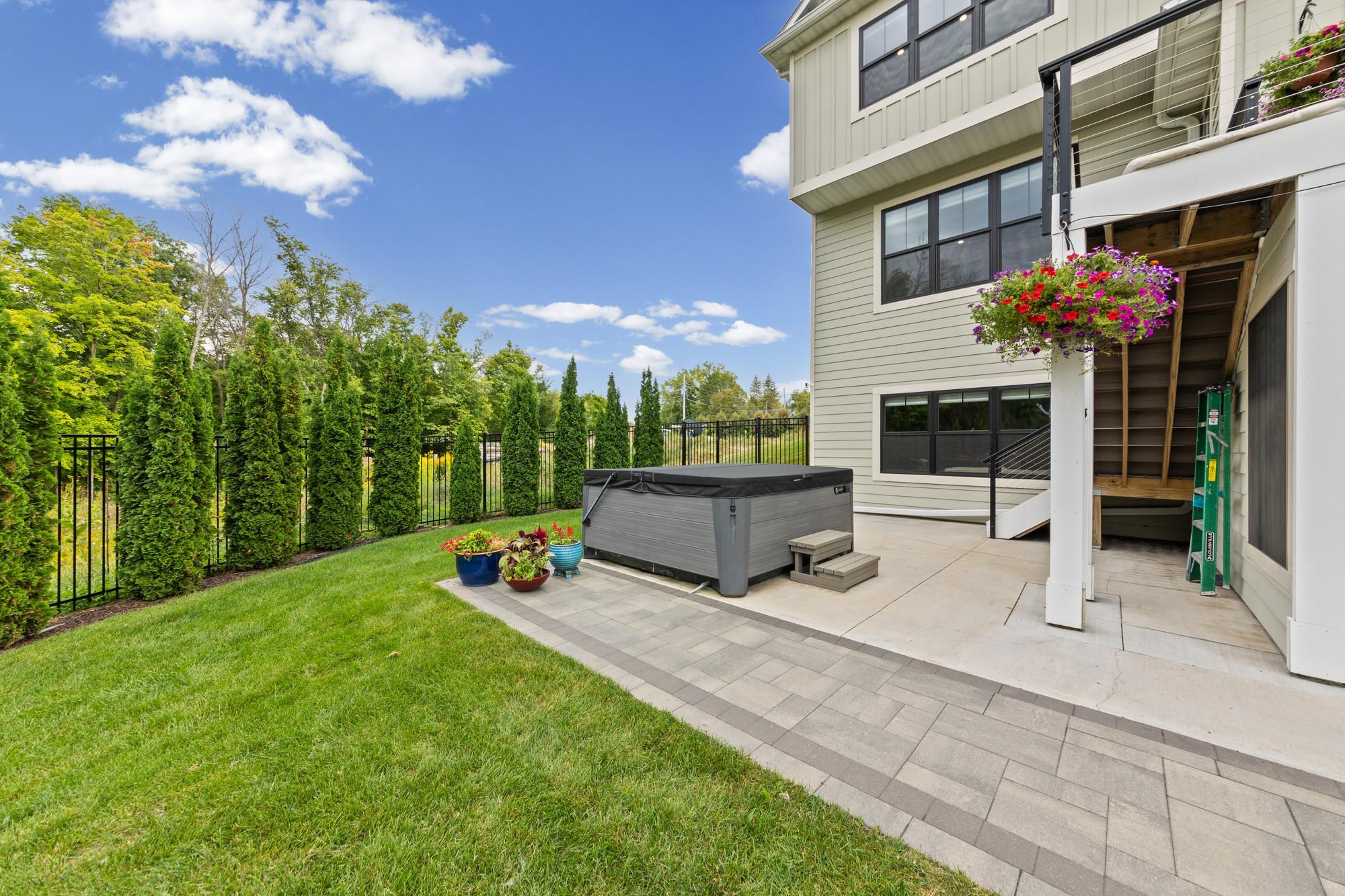 View of Residential at 1070 Old Long Lake Road, Wayzata MN 55391, Wayzata (69 of 78) - Mike Wilen | Minnesota Team Real Estate