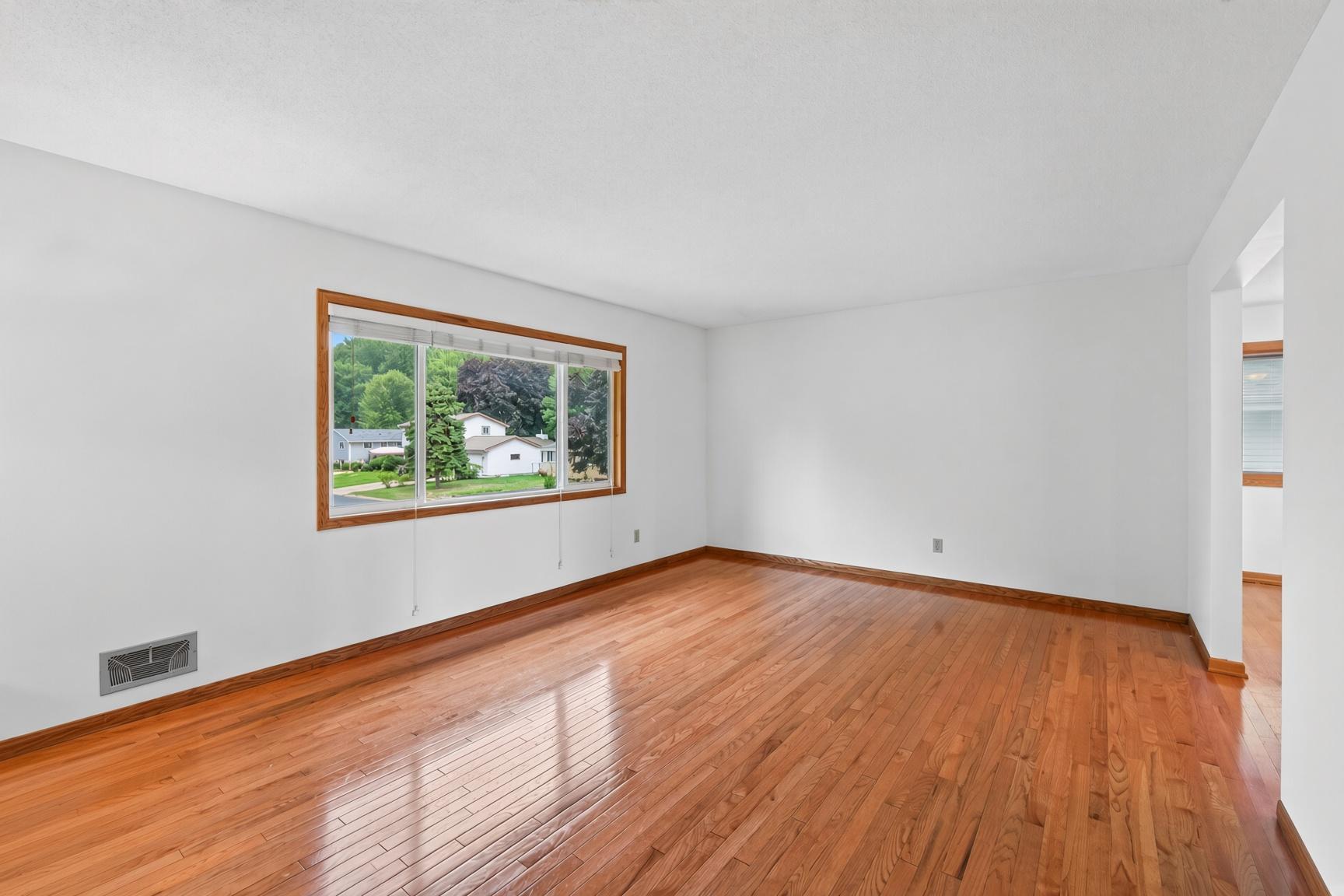 View of Residential at 1630 Fairway Drive, Columbia Heights MN 55421, Columbia Heights (4 of 47) - Mike Wilen | Minnesota Team Real Estate