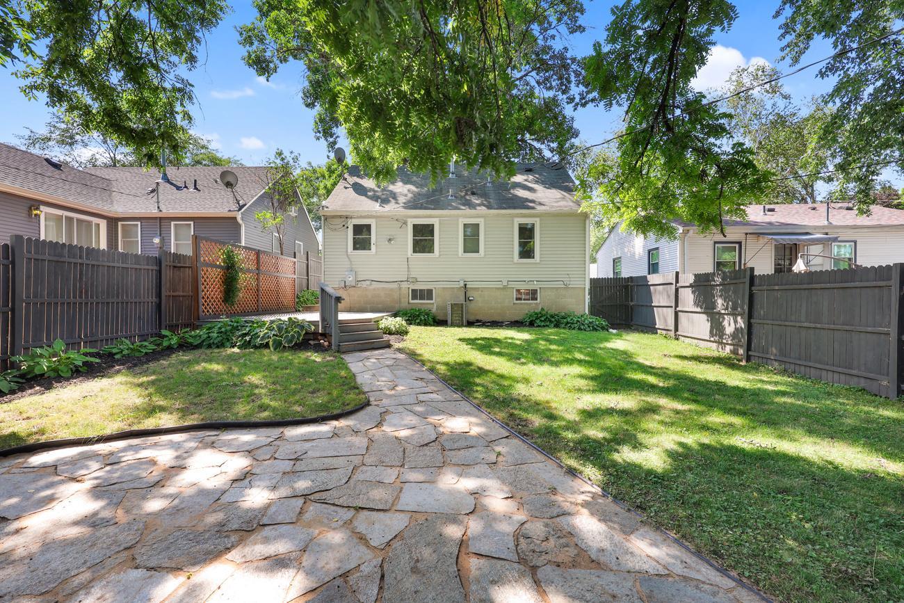 View of Residential at 2725 Dakota Avenue, Saint Louis Park MN 55416, Saint Louis Park (23 of 26) - Mike Wilen | Minnesota Team Real Estate